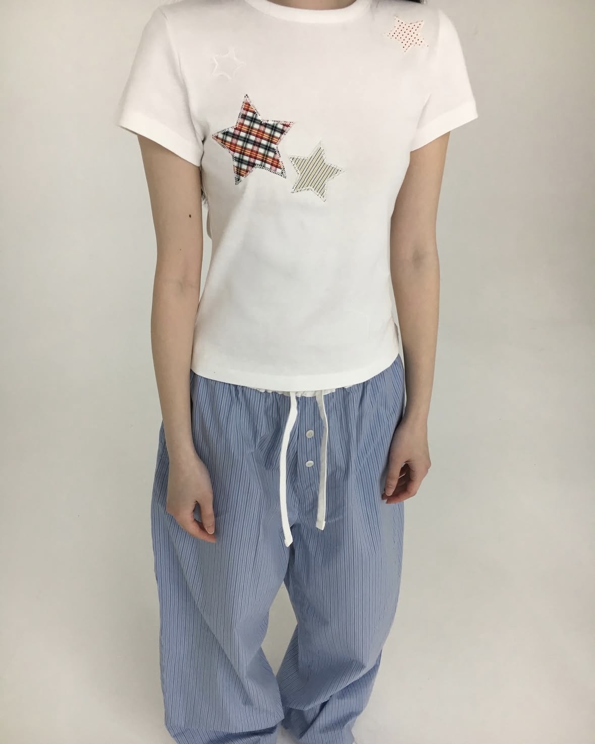 AEAE) CHECK STAR TEE [WHITE]