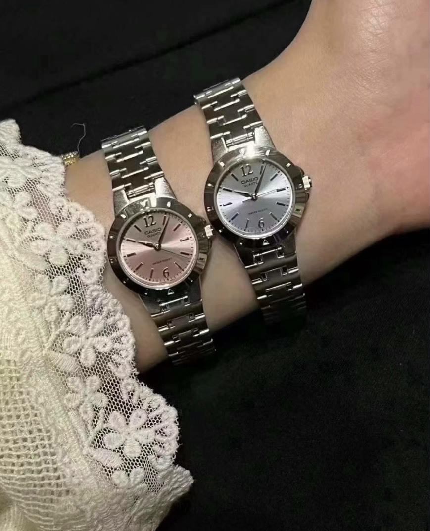 <日本限定>CASIO Casio Collection碎碎冰 鋼錶帶 手錶 冰川藍 櫻花粉