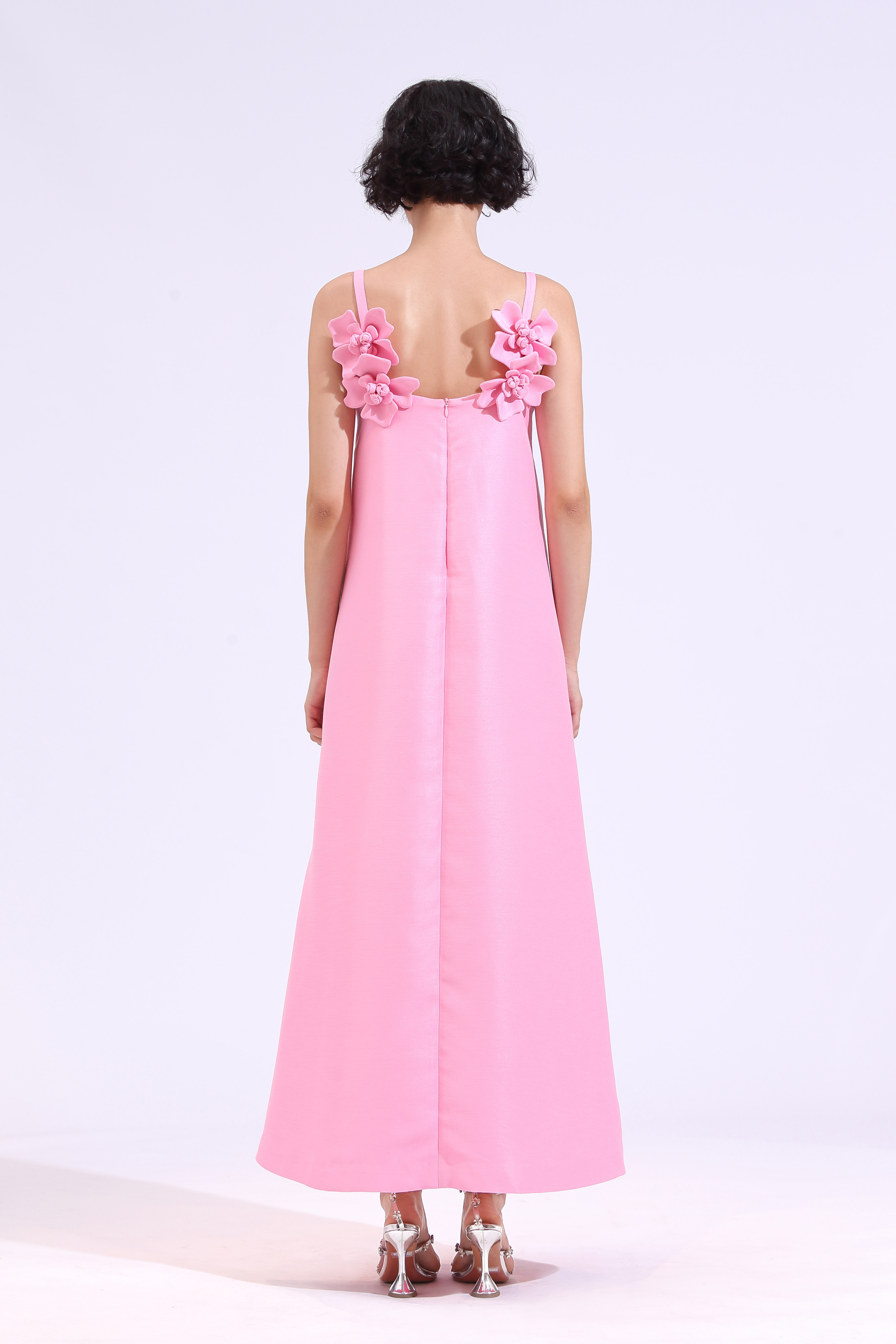 BE10006E1 花瓣肩帶大A綢緞禮服 (附活動立体花*3)