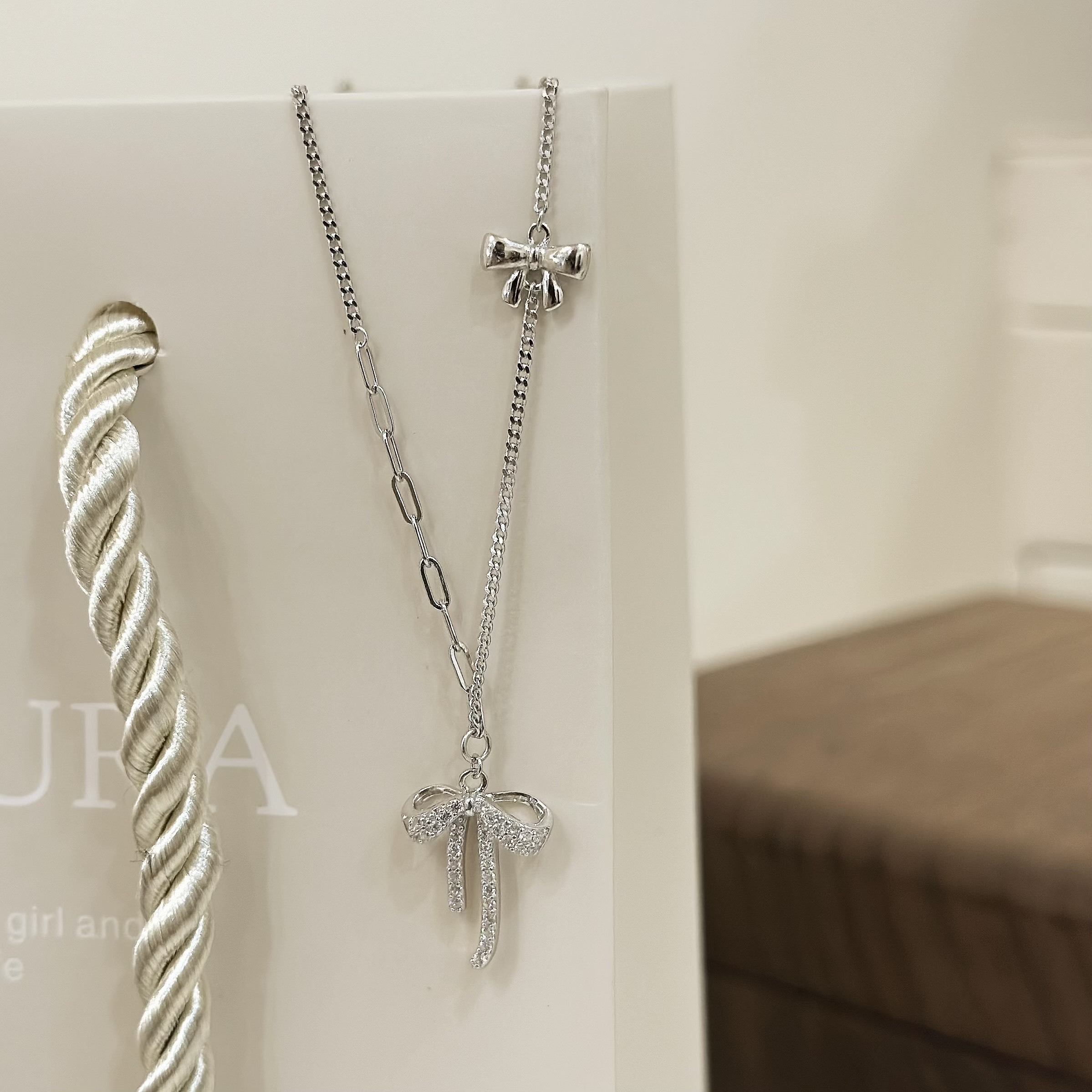 Q04【輕奢】排鑽立體蝴蝶結純銀鎖骨鏈