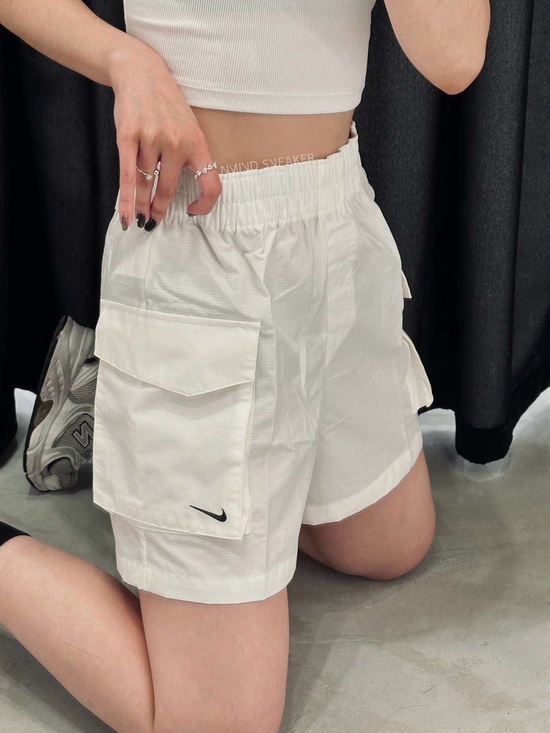 NIKE 大口袋寬鬆 工裝短褲