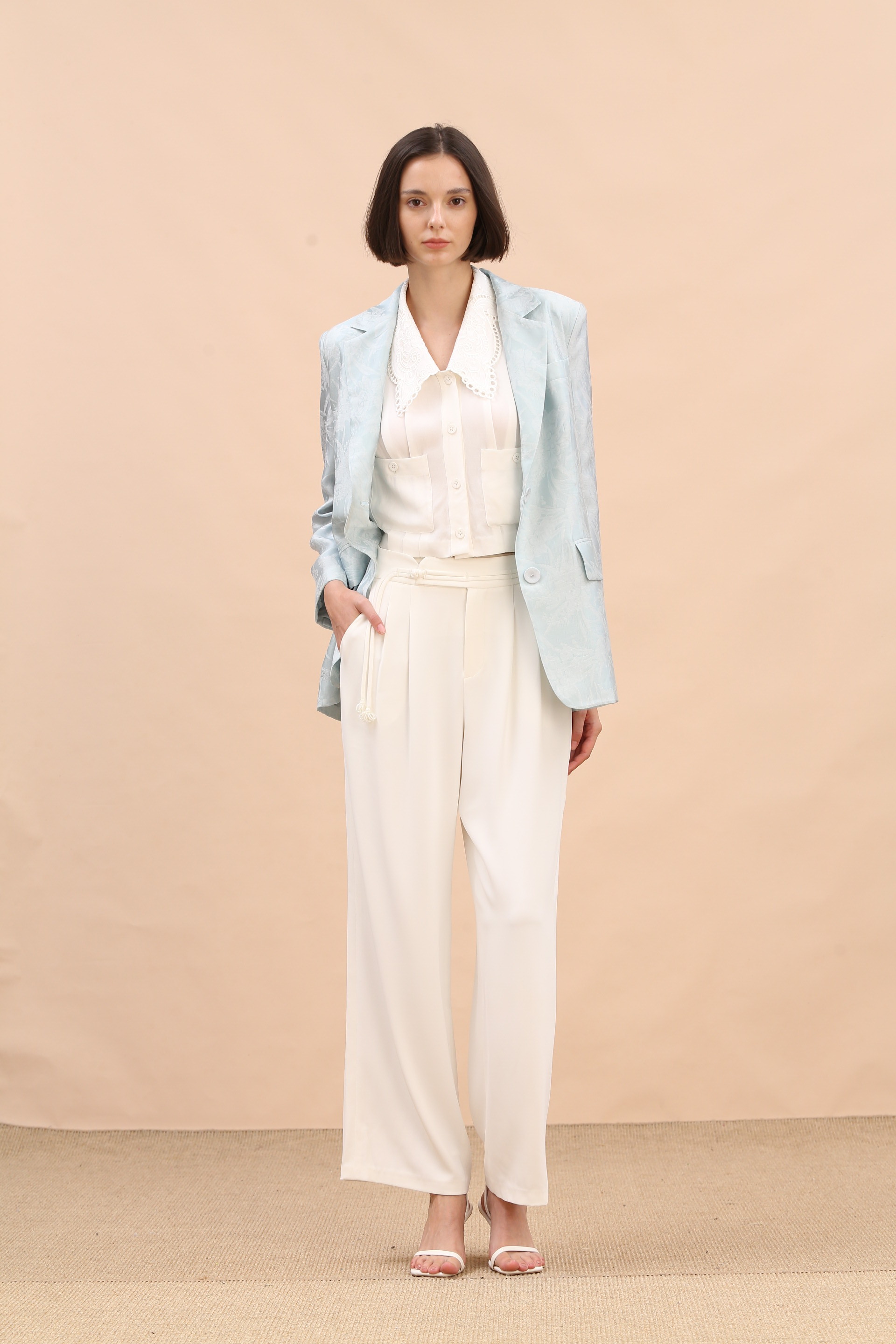 BE10133D1 風華再現西裝外套