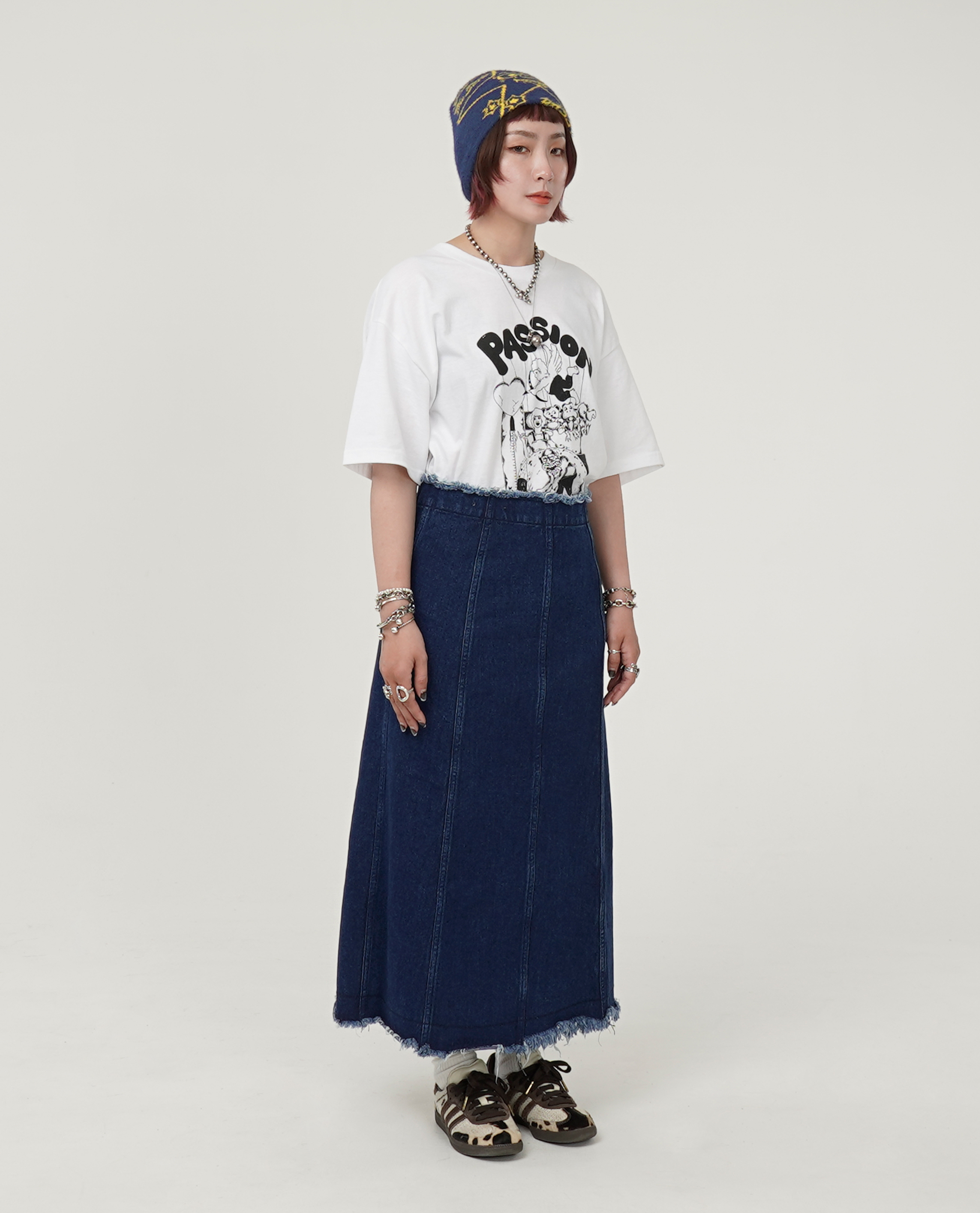 開衩毛邊車線牛仔裙