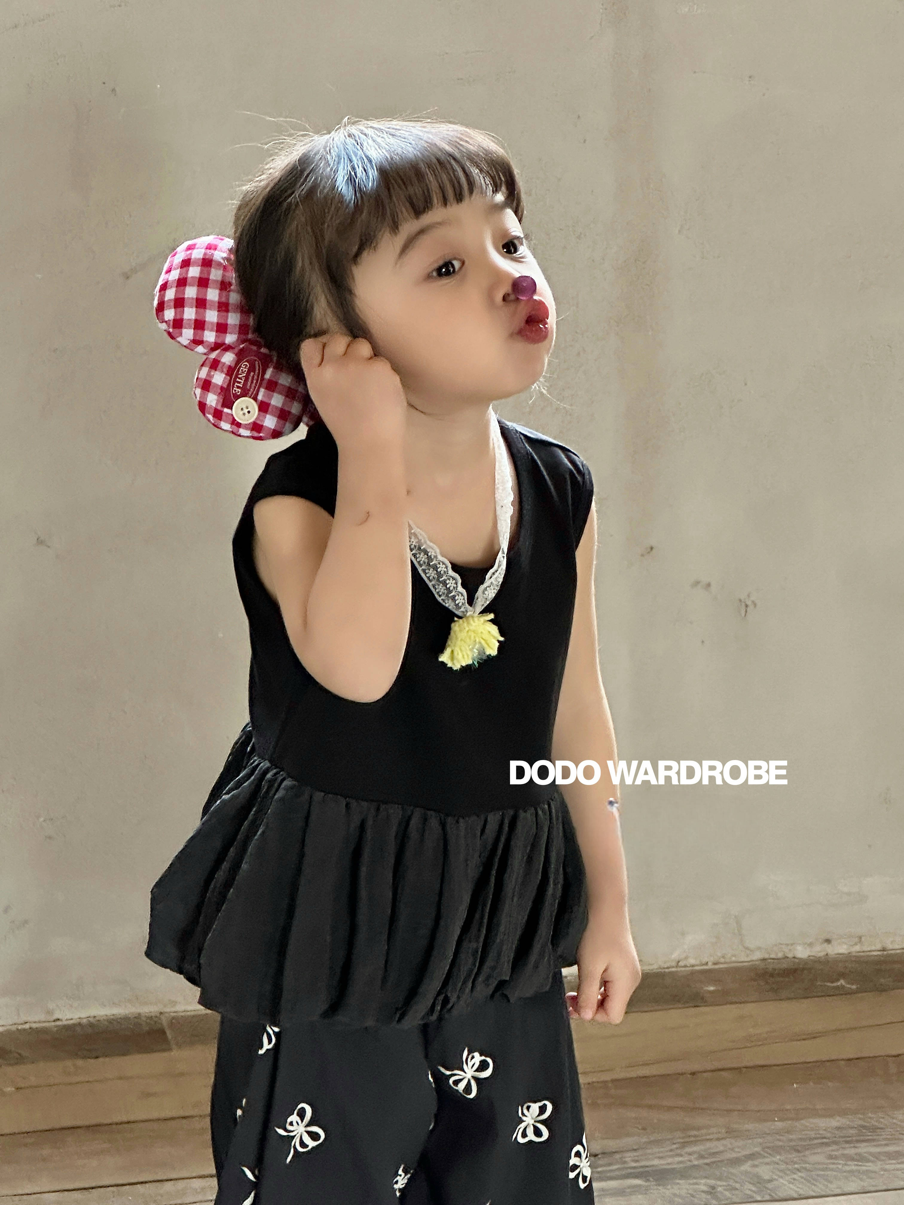 DDB04T027BK  DODO Wardrobe - 黑色拼布泡泡背心
