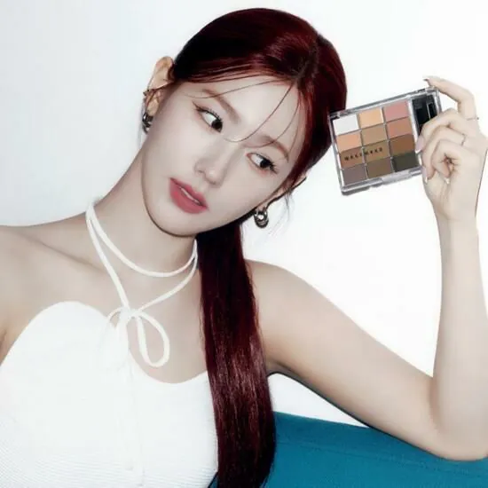 Wakemake 多用途連遮瑕膏定妝粉12色眉盤連眉刷