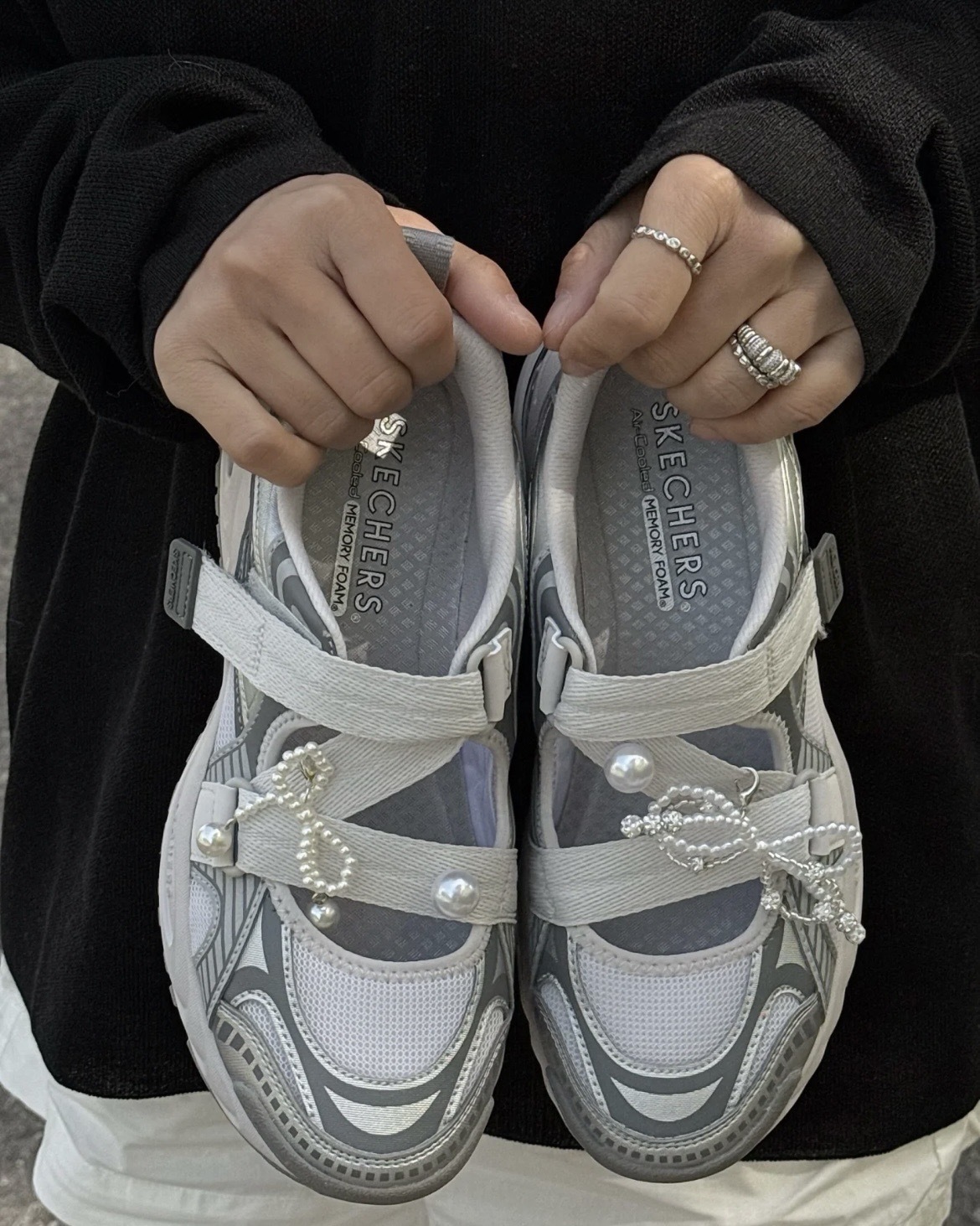 Skechers春日流浪系《無法抗拒的瑪莉珍》