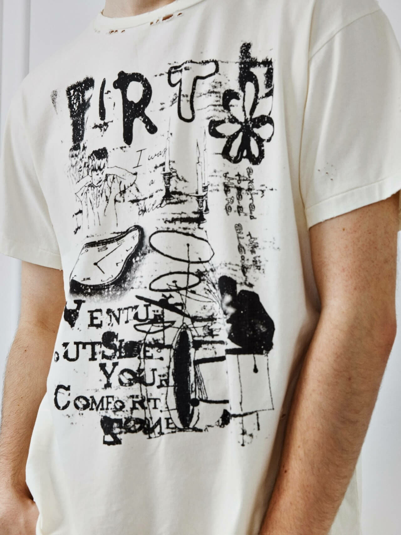 Birth Of Royal Child｜Blues Vintage Tee (White)