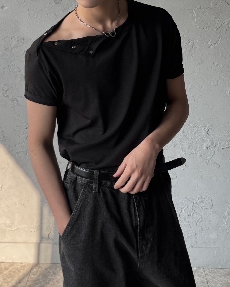 肩部按扣肌肉貼合短袖T卹