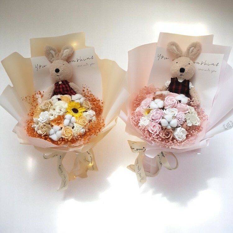 法國兔砂糖兔香皂花棉花滿天星花束,送女生的花束,le sucre bunny soap flower cotton baby's breath bouquet, bouquet for girls