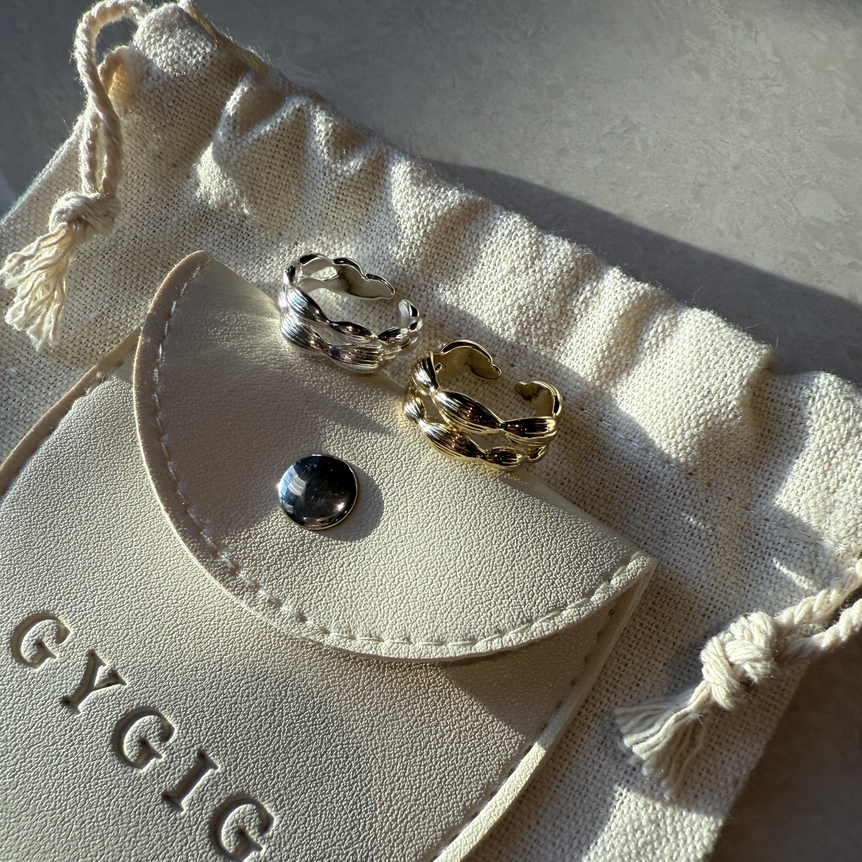 Gy巨時髦金屬波紋”重磅開口戒