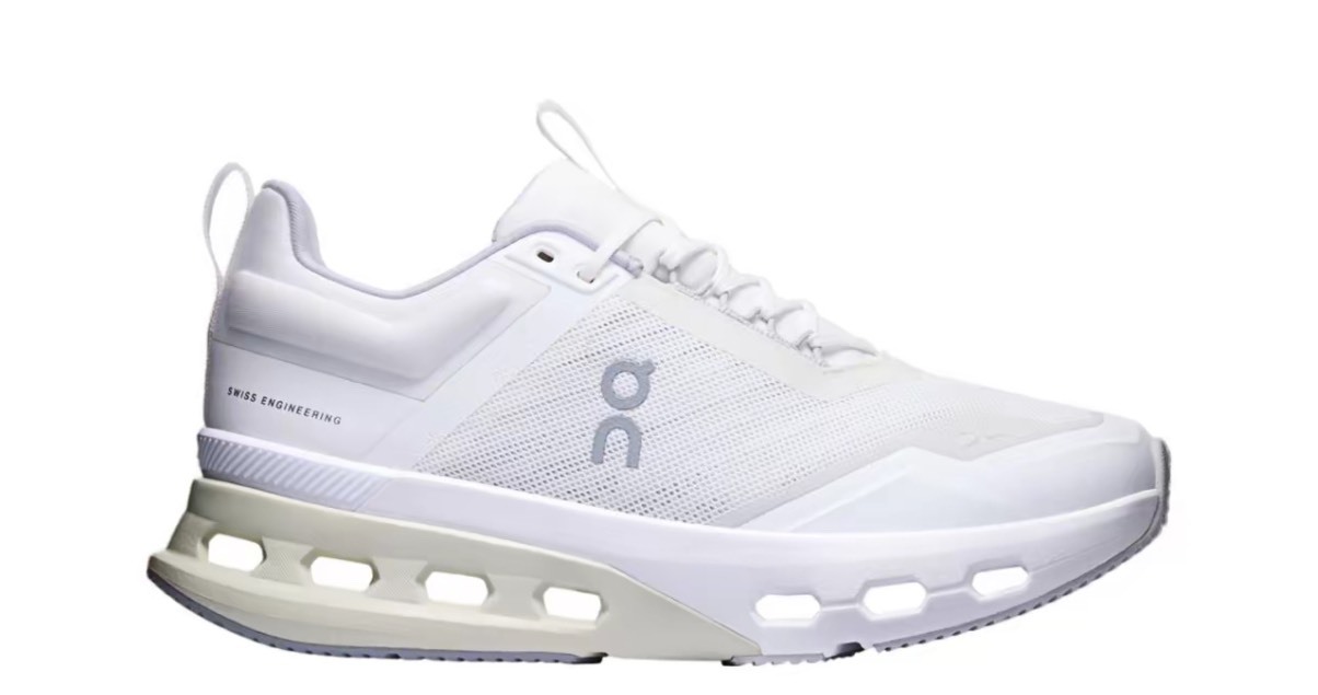 On昂跑 Cloudnova X 女款 白色跑鞋