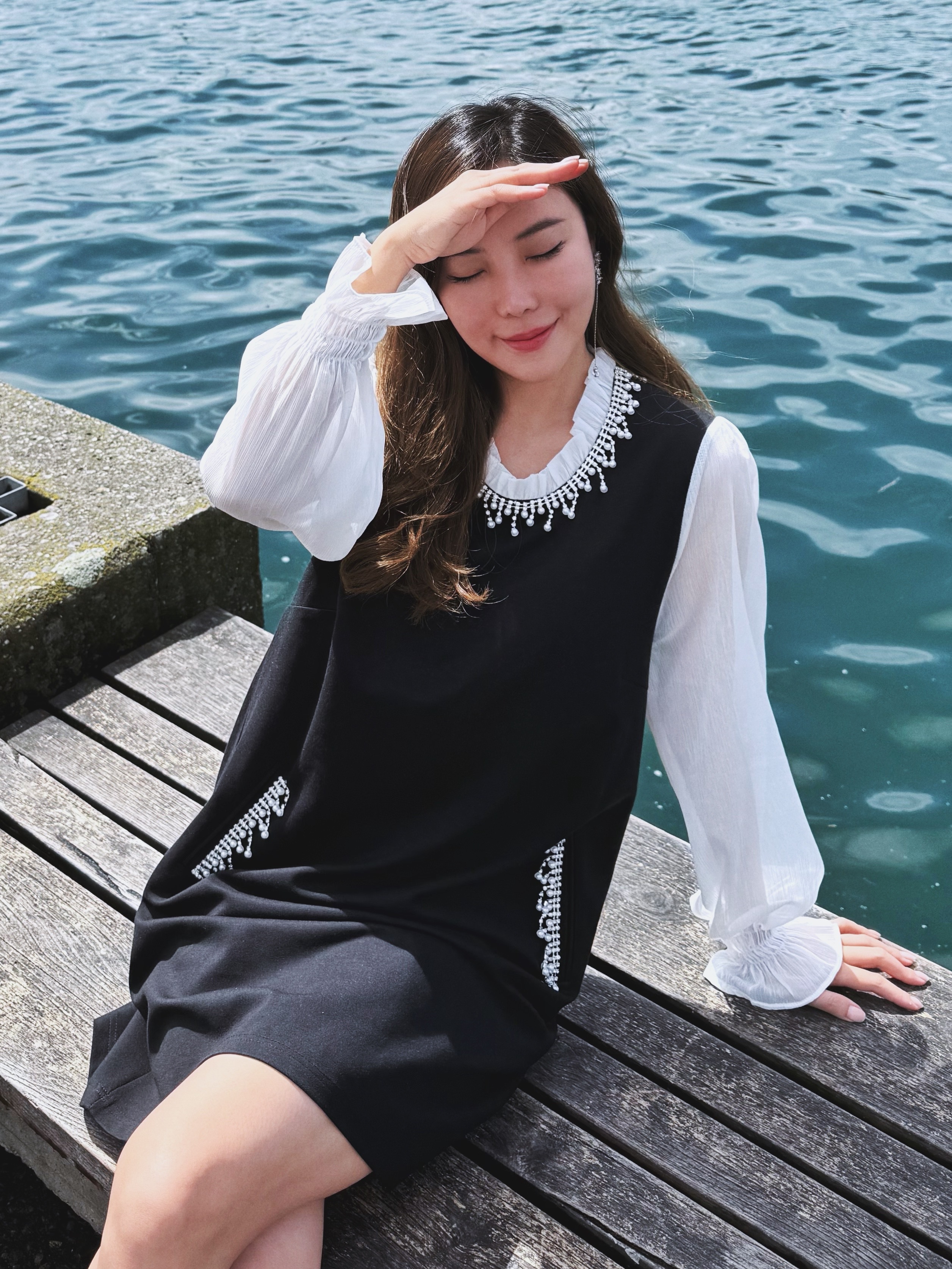 Calista 氣質水鑽長袖洋裝