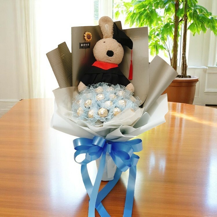 畢業法國兔砂糖兔金莎花束,le sucre Rabbit 21 Flowers 33 Flowers Ferrero Rocher Bouquet