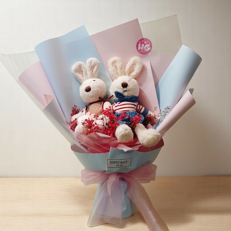 30cm45cm一對兔子花束,結婚兔子花束,結婚禮物,生日花束,畢業花束,感謝花束