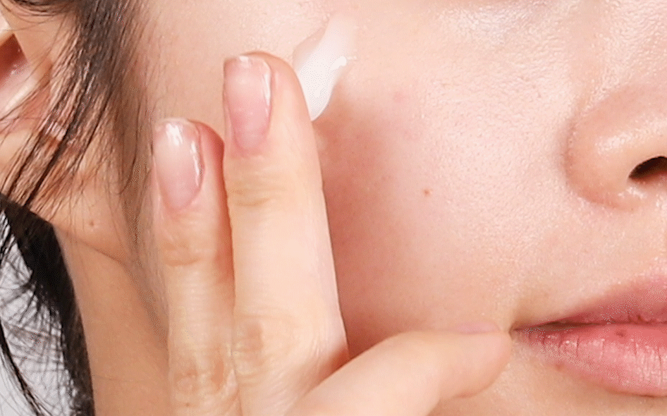 VT 修復微針積雪草修復精華 300 50ml