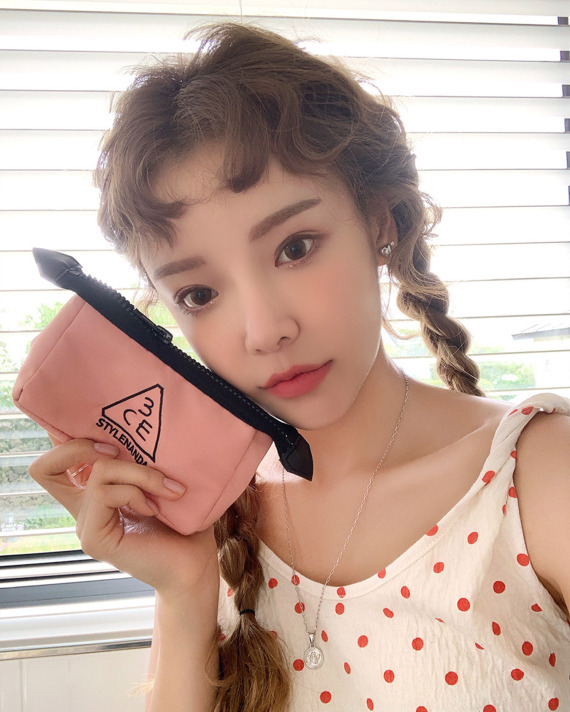 3CE 迷你化妝包 #Mood Pink