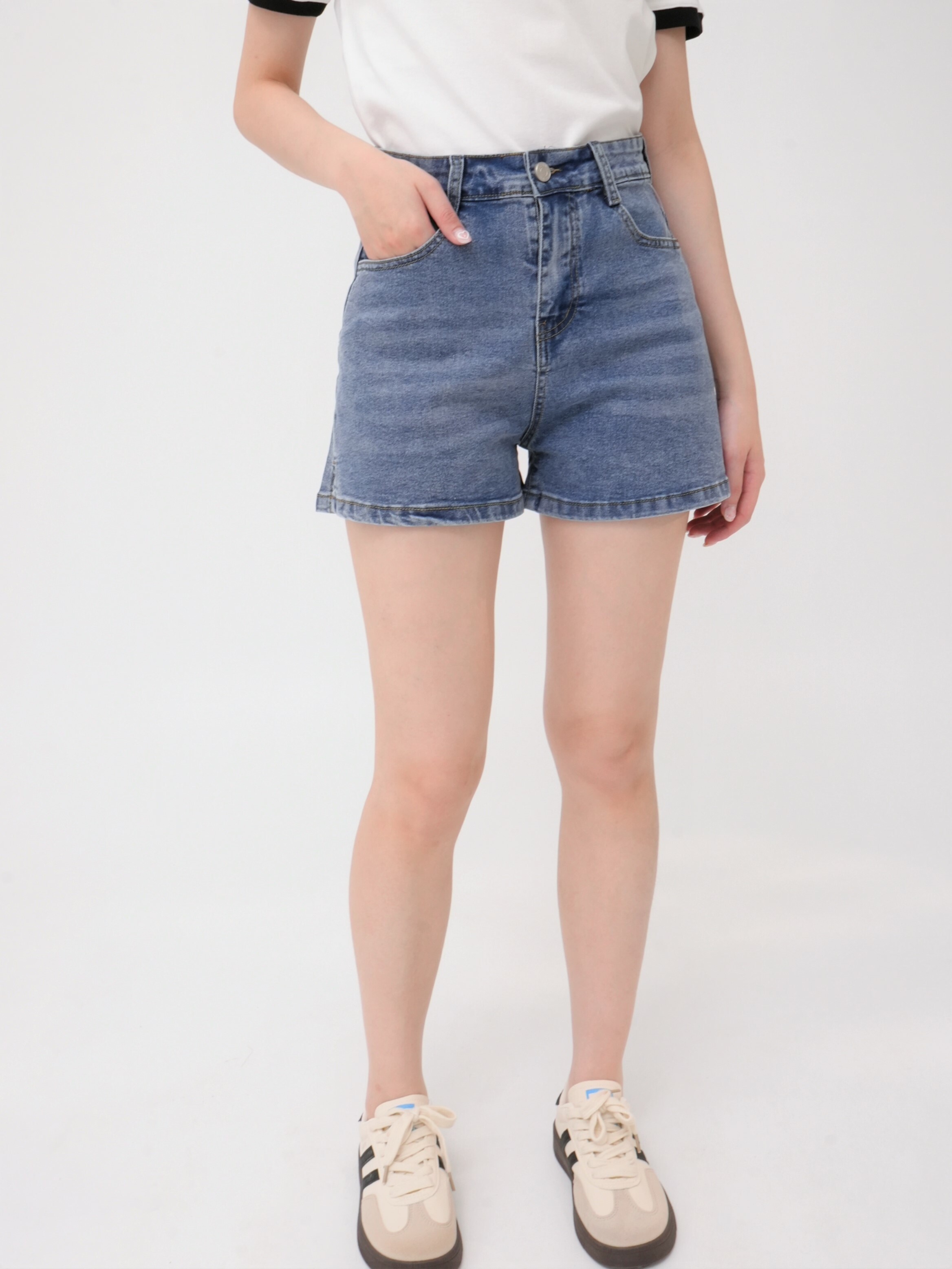 法朵Fado shop｜ 愛心造型牛仔短褲 2503007 藍 S~XL