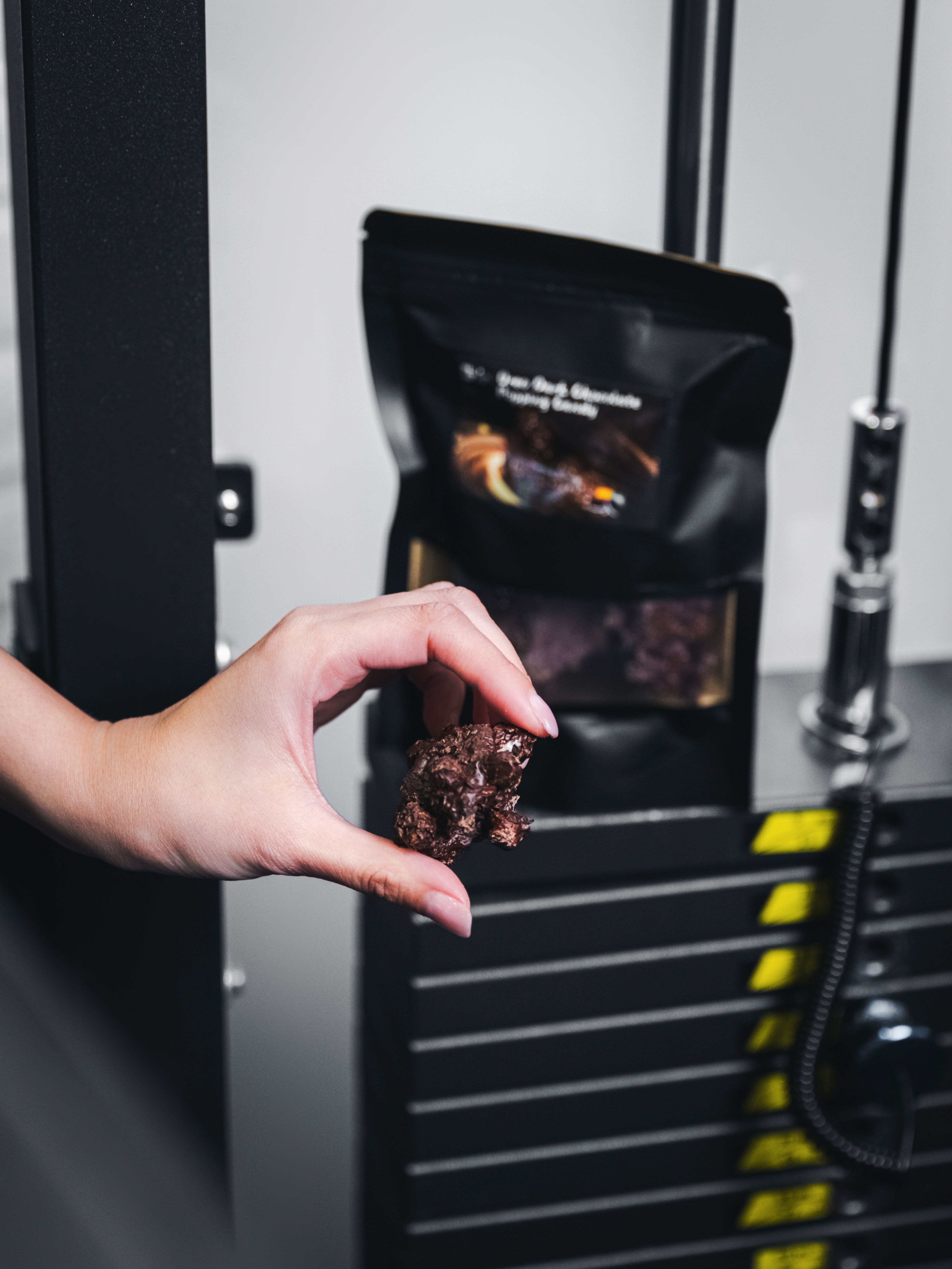 Oreo Dark Chocolate Popping Candy (100g)