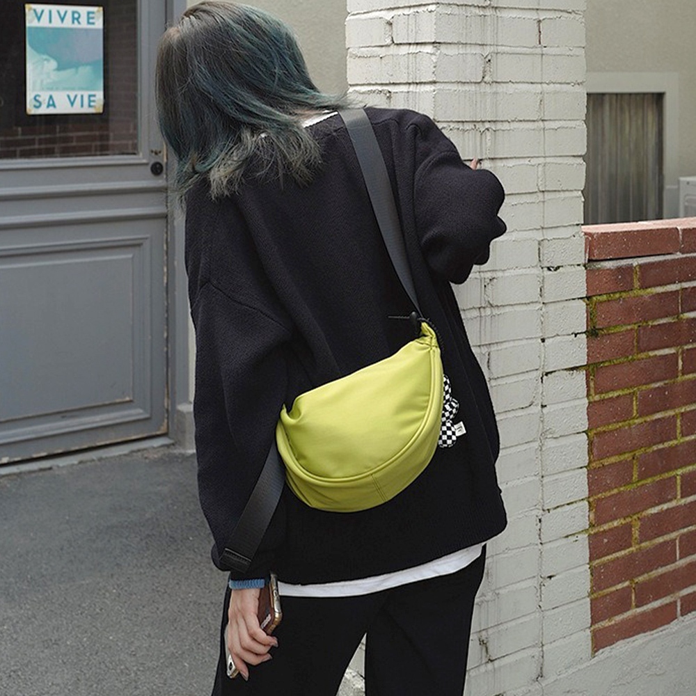 包包 肩背包 胸包 單肩包 斜背包 斜肩包 水餃包 女包 女生包包 小包 胸口包 包包女小胸包 休閒包 日系包包 958