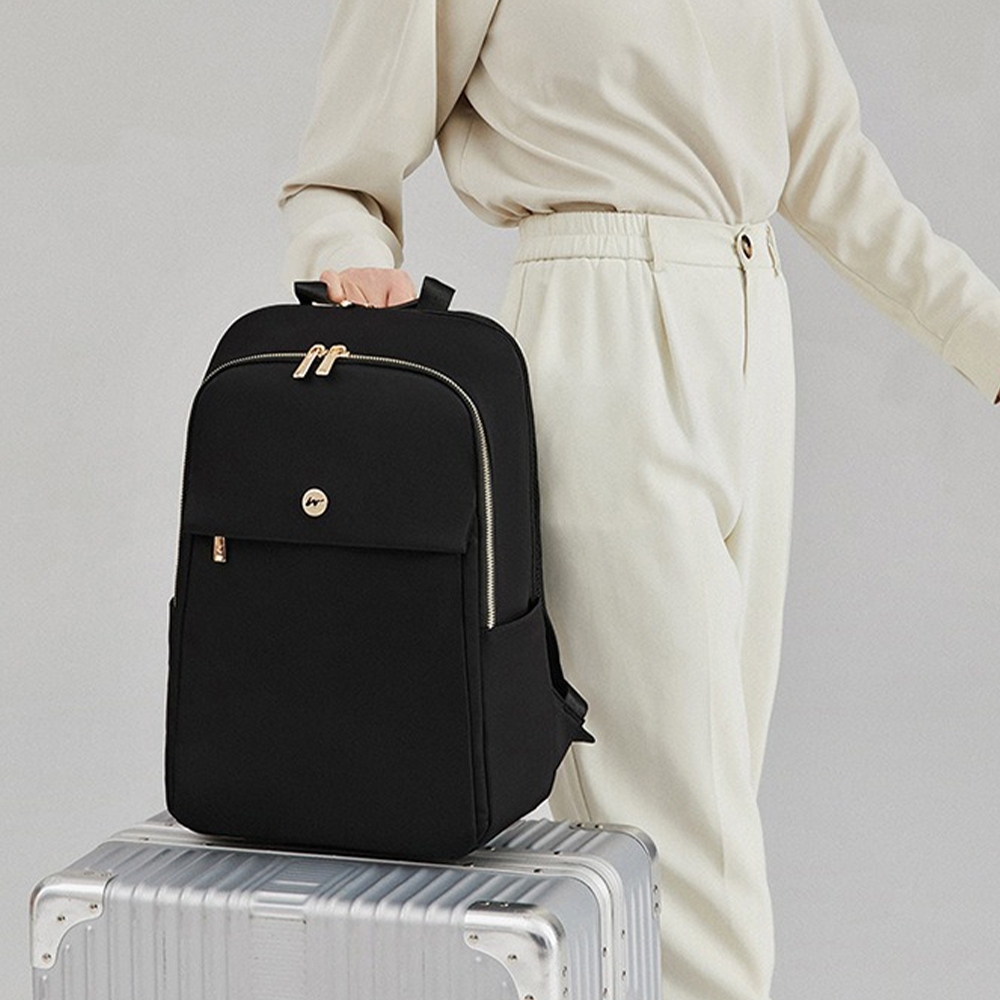 背包 後背包 雙肩包 電腦包 後背包女 後背包男 尼龍背包 休閒 輕便 質感 簡約 百搭 大容量 旅行 度假 通勤943