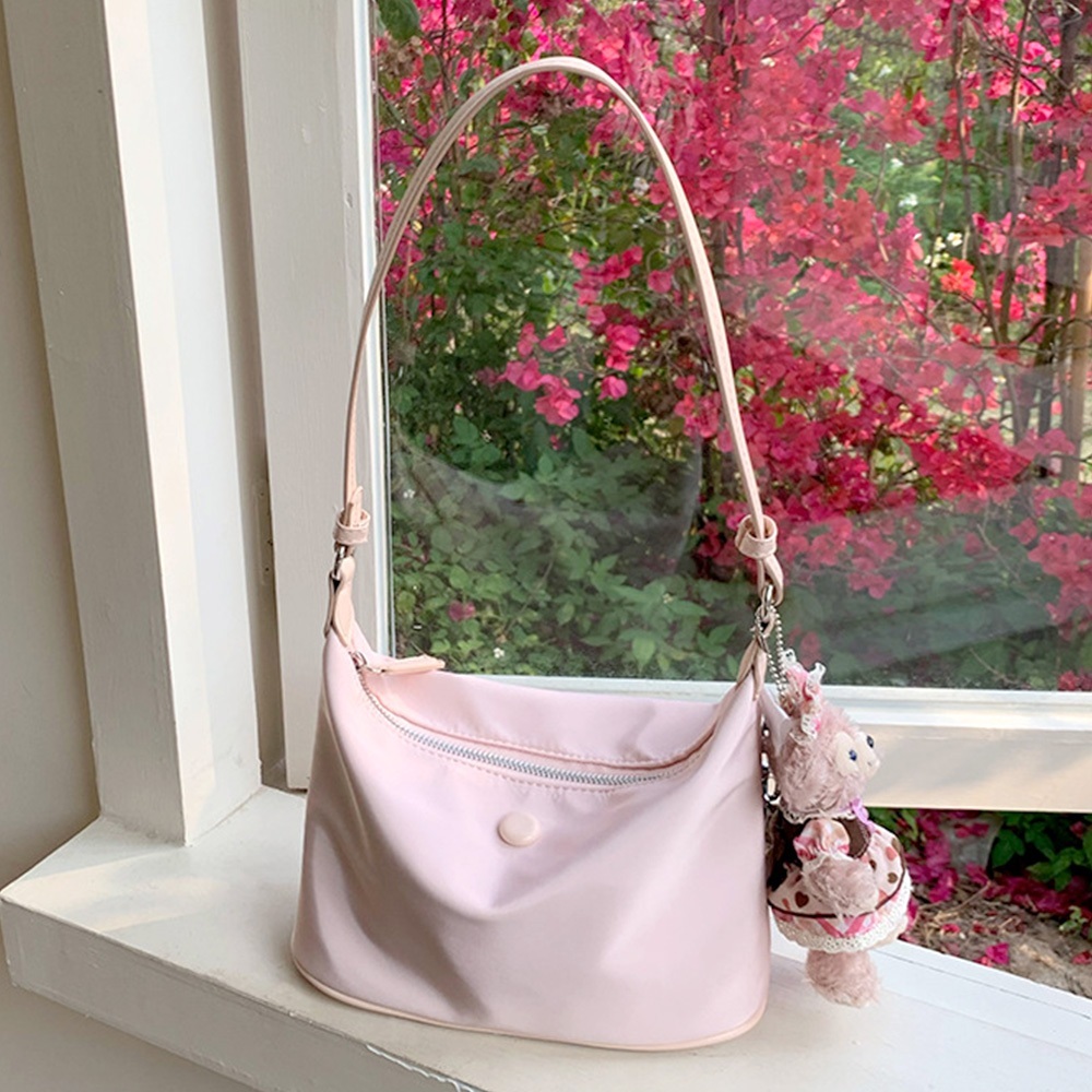 尼龍水餃包 肩背尼龍包 斜背水餃包 防潑水包包 輕便尼龍包 韓國包包 禮物 包包 腋下包 小包包 粉色包包 禮物 795