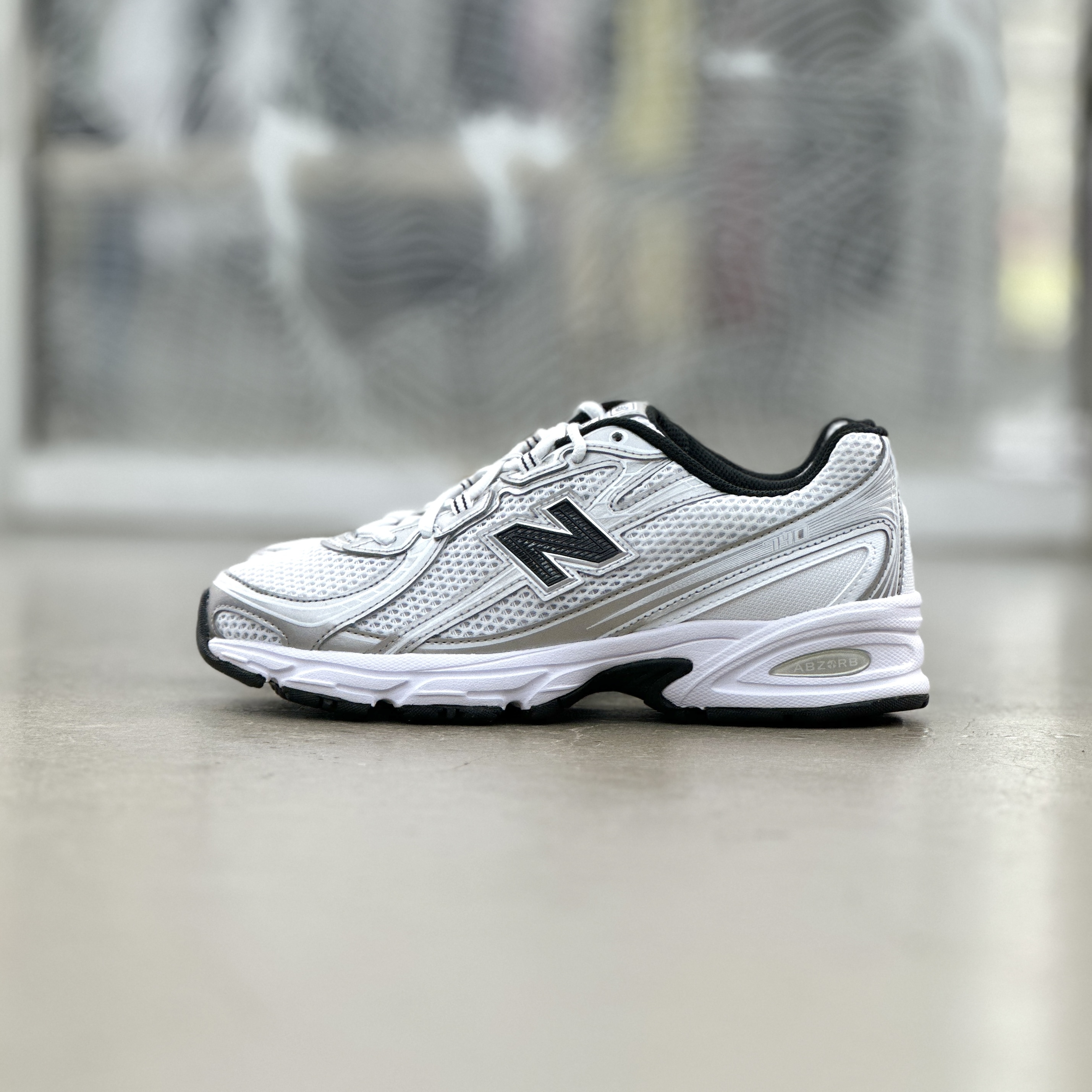 New Balance U740NW2