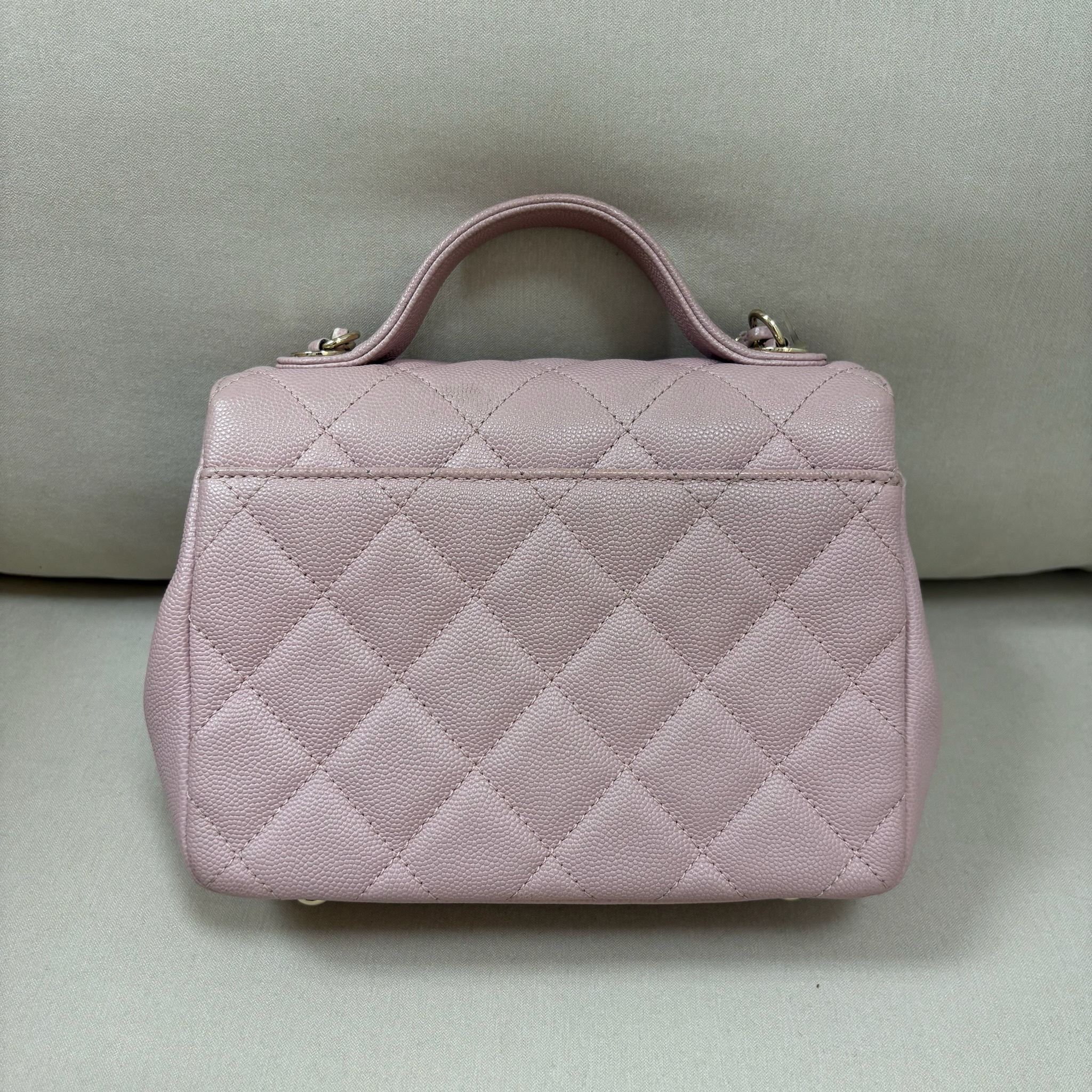 Chanel Business Affinity Bag - Pink / Ghw