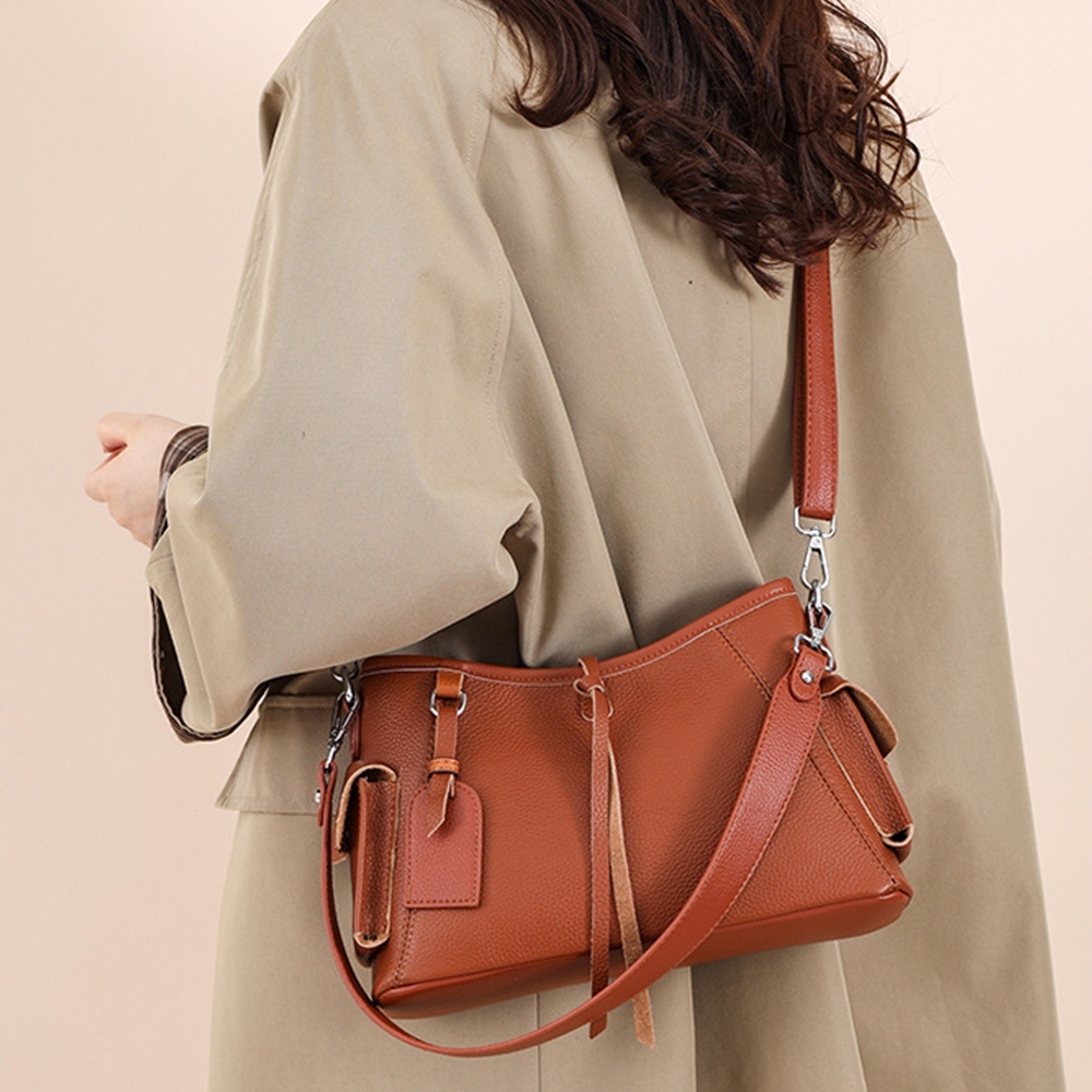 包包 斜背包 單肩包 真皮包包 機車包 奶茶色包包 腋下包 大容量斜背包 通勤包 黑色包包 牛皮包包 女生禮物 199