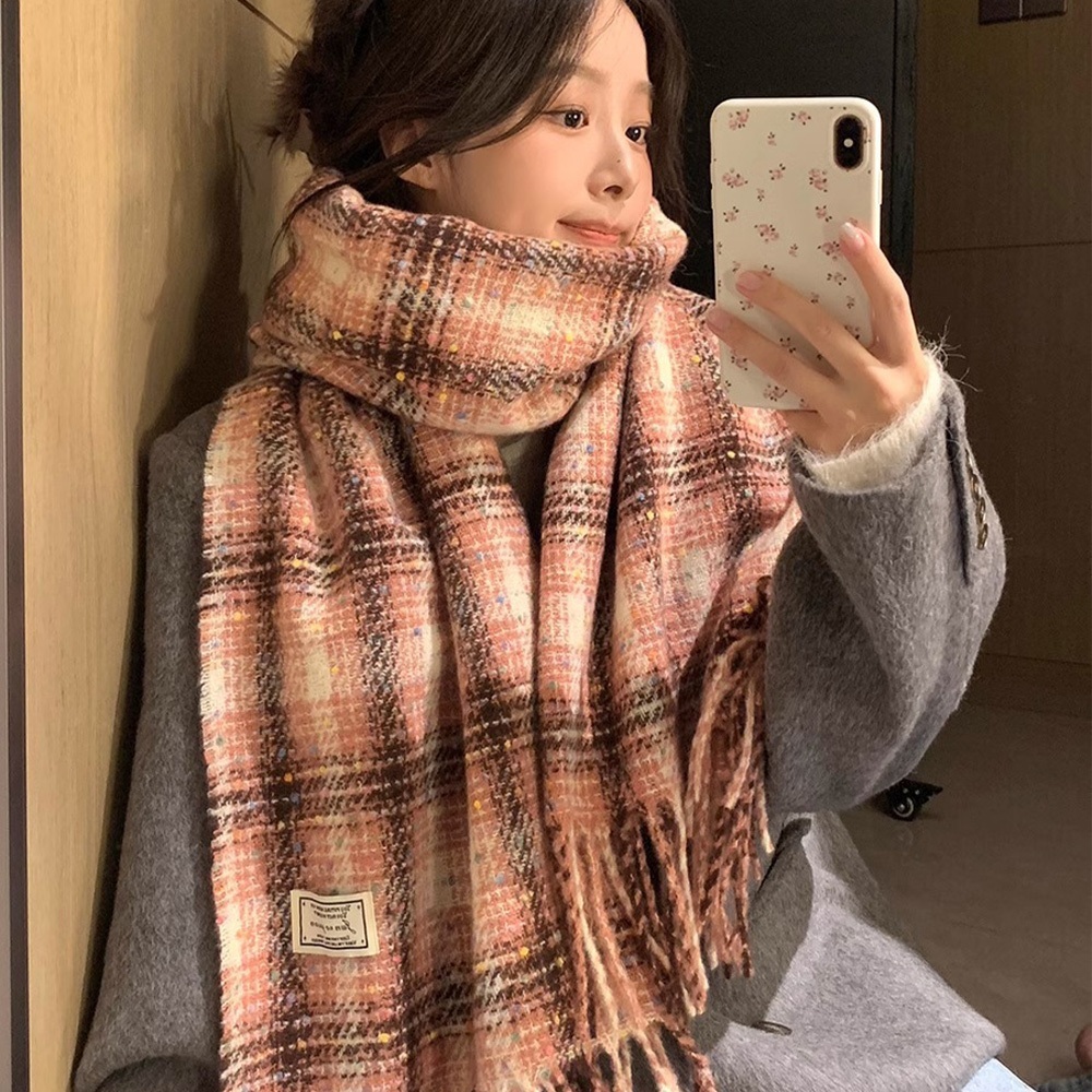 圍巾 仿羊絨圍巾 格子圍巾 小香風圍巾 空調被 韓系圍巾 親膚 顯白 顯臉小 流蘇圍巾 保暖圍脖 白色圍巾 禮物 019