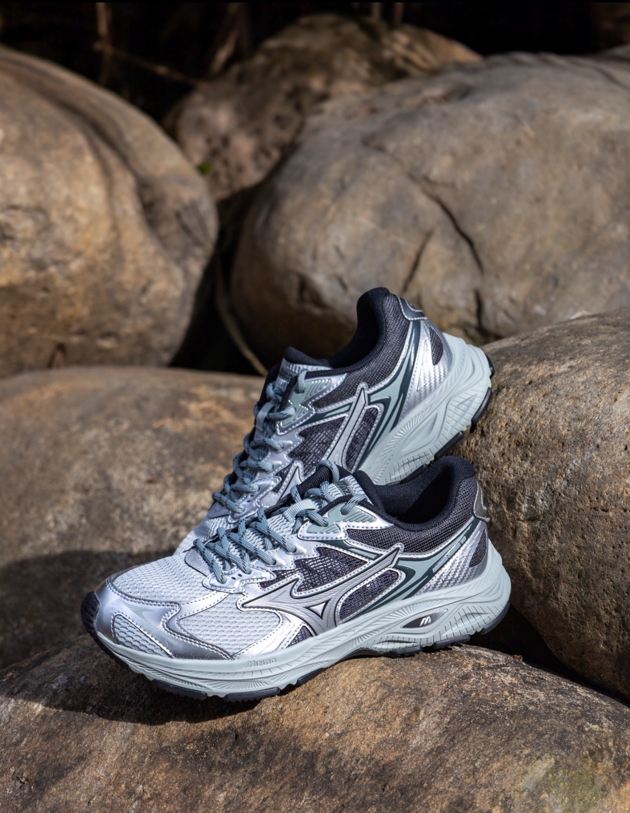 MIZUNO RACER V2 銀黑綠D1GH250601