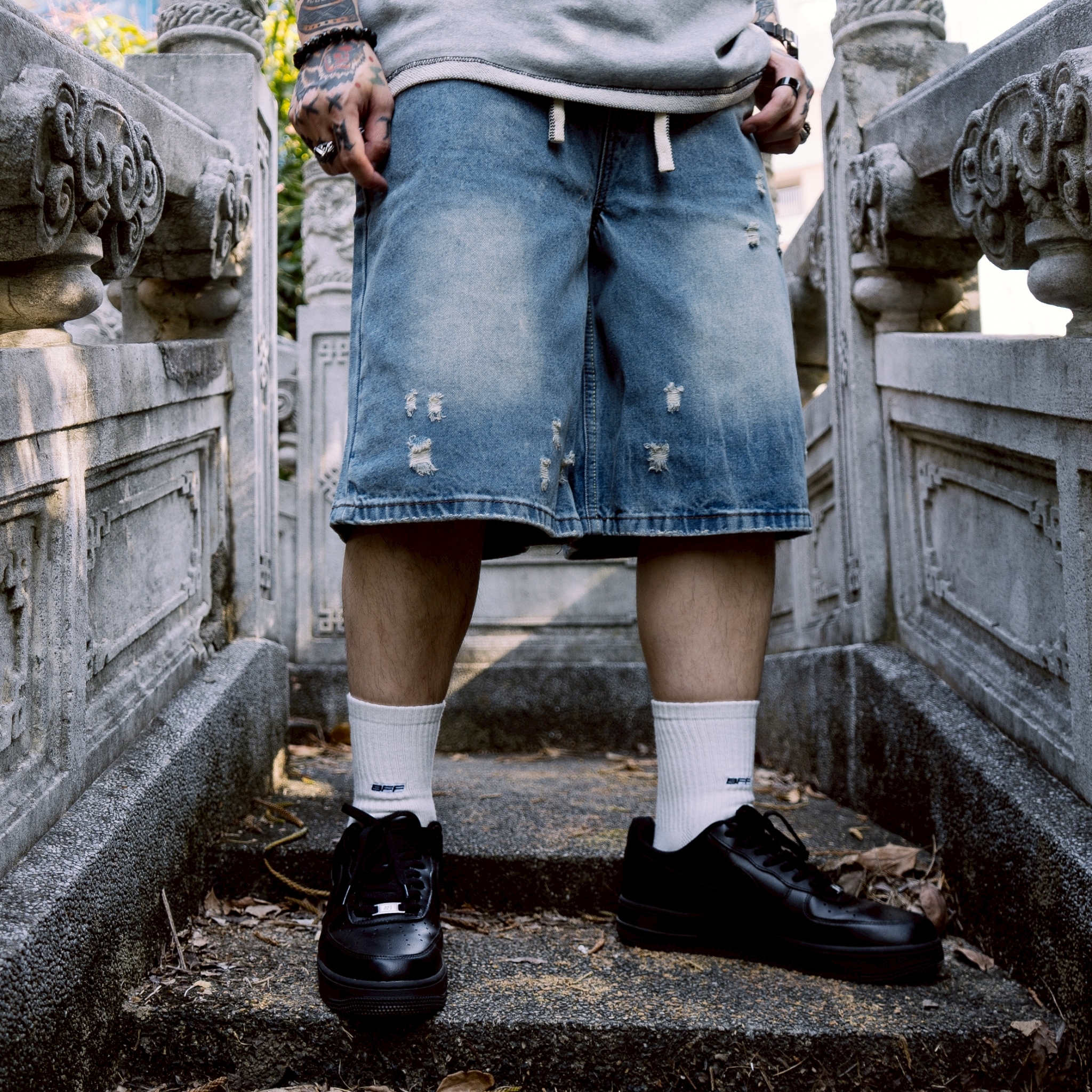 XCTRL 水洗刷色淺牛仔寬褲-藍