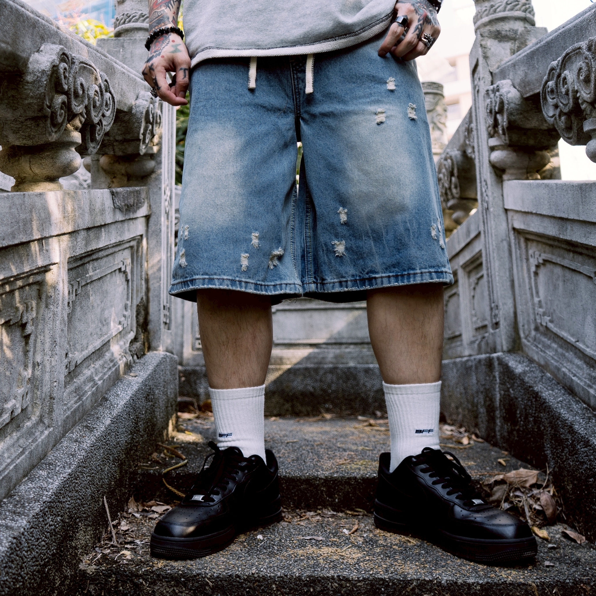 XCTRL 水洗刷色淺牛仔寬褲-藍