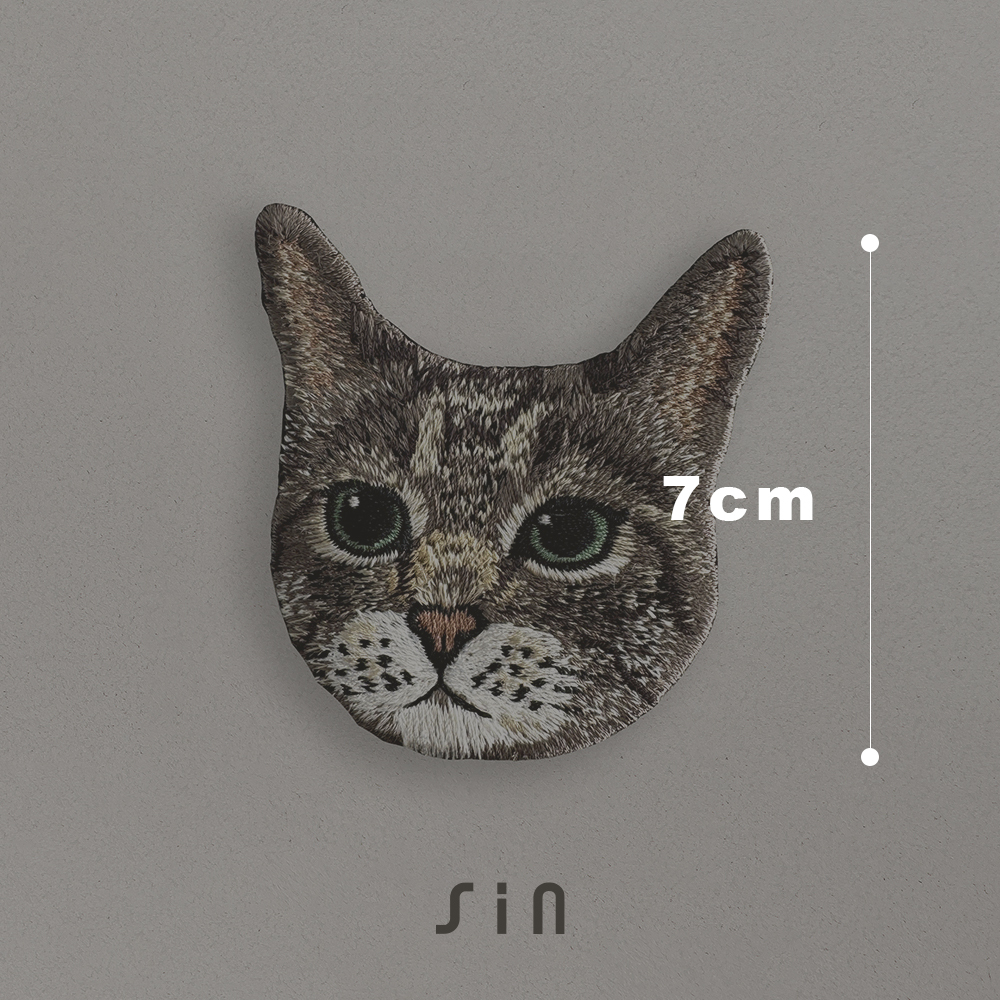 白底虎斑貓大頭_瑞瑞 貓咪刺繡貼紙｜ Sin意工作室