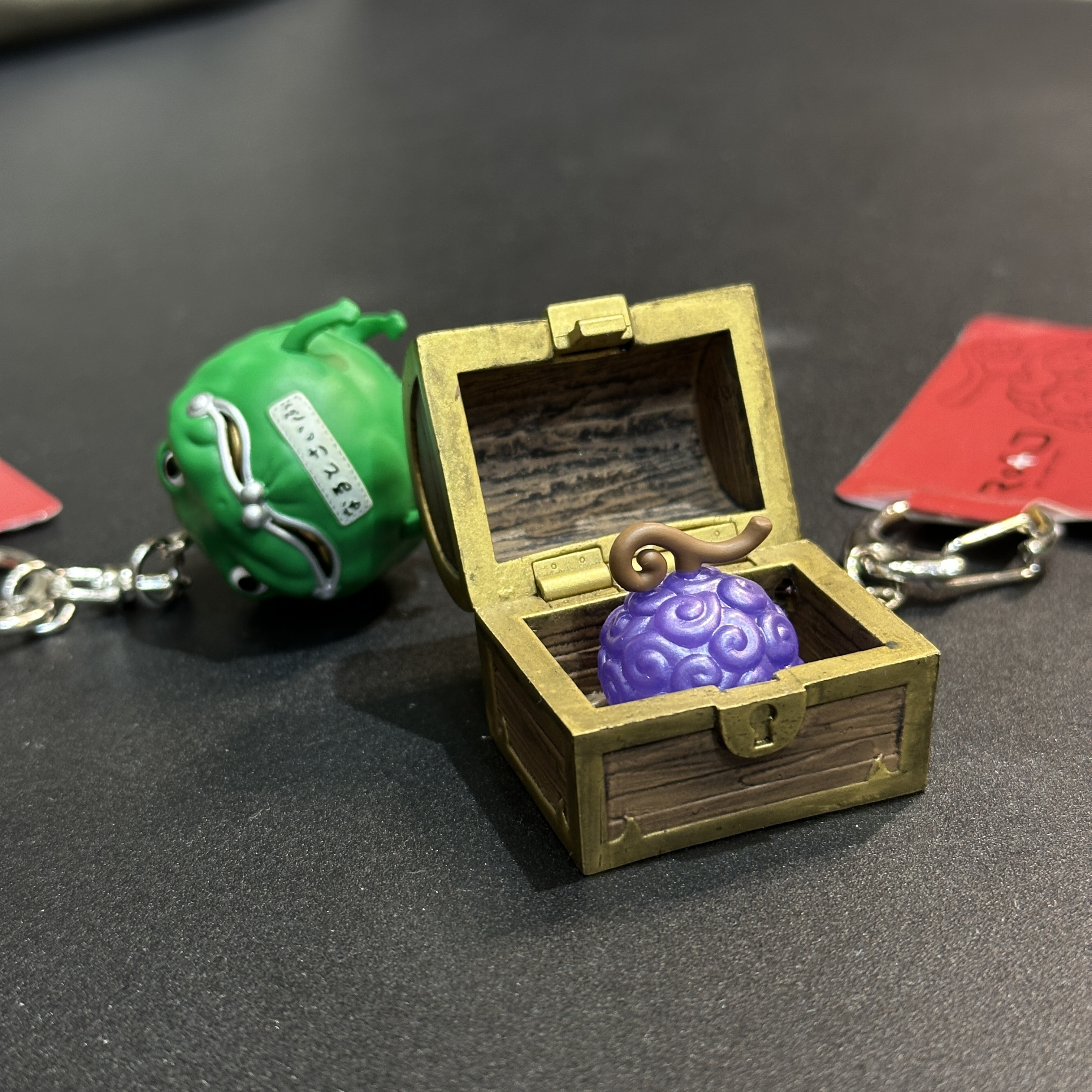 【現貨】JUMP 海賊王 橡膠果實寶箱 吊飾 火影忍者 鳴人的青蛙錢包 吊飾