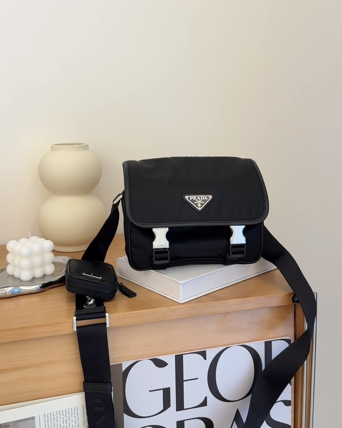 PRADA｜尼龍三合一郵差包 黑色