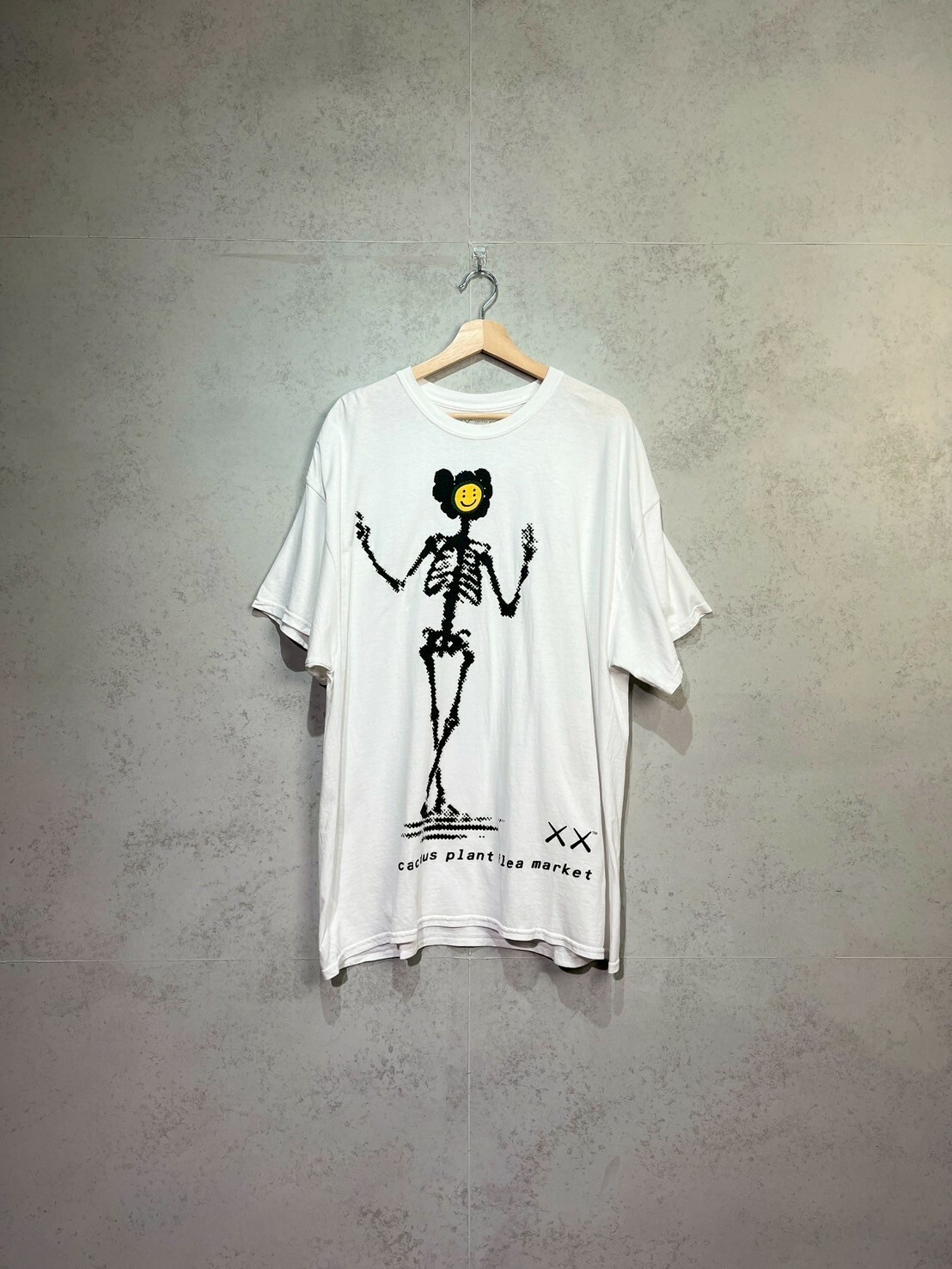Cactus Plant Flea Market × Kaws Kaws x CPFM Tee SIZE XXL