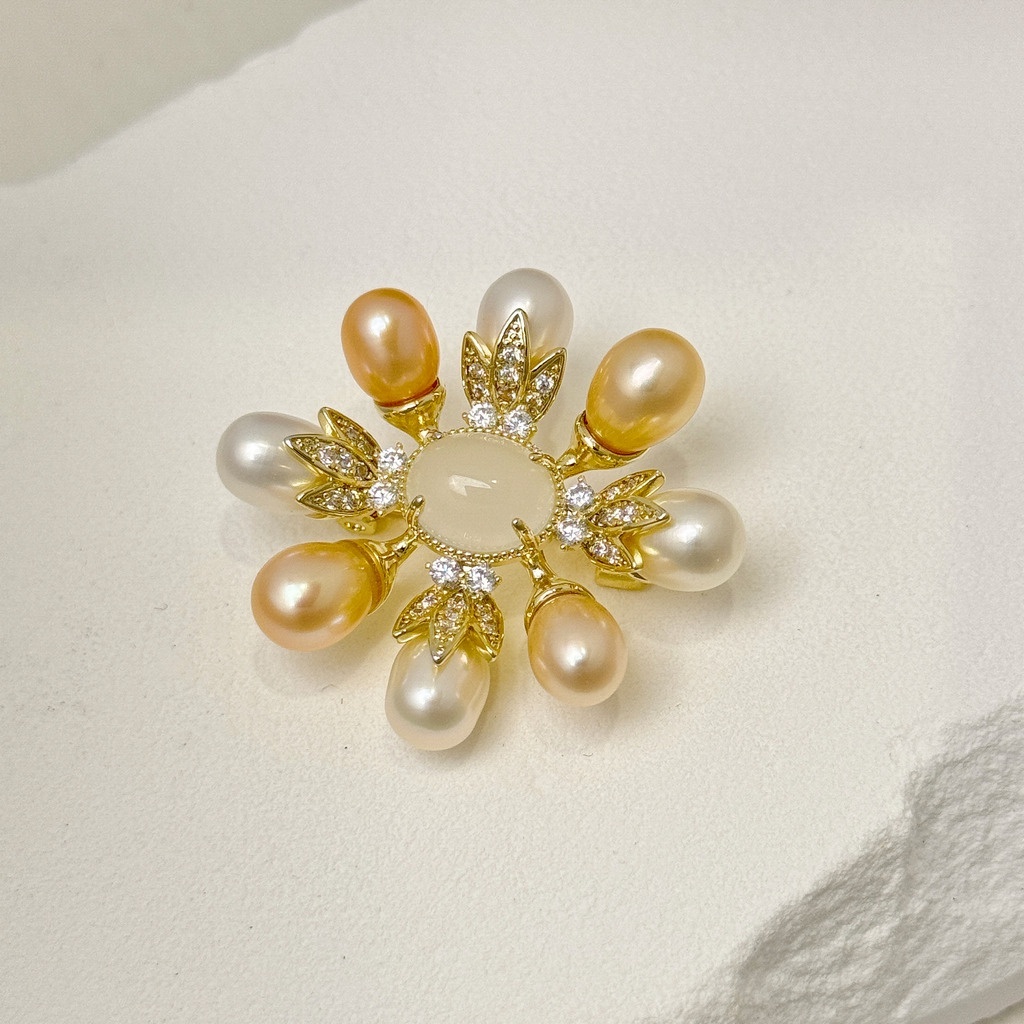 花語凝琉光胸針