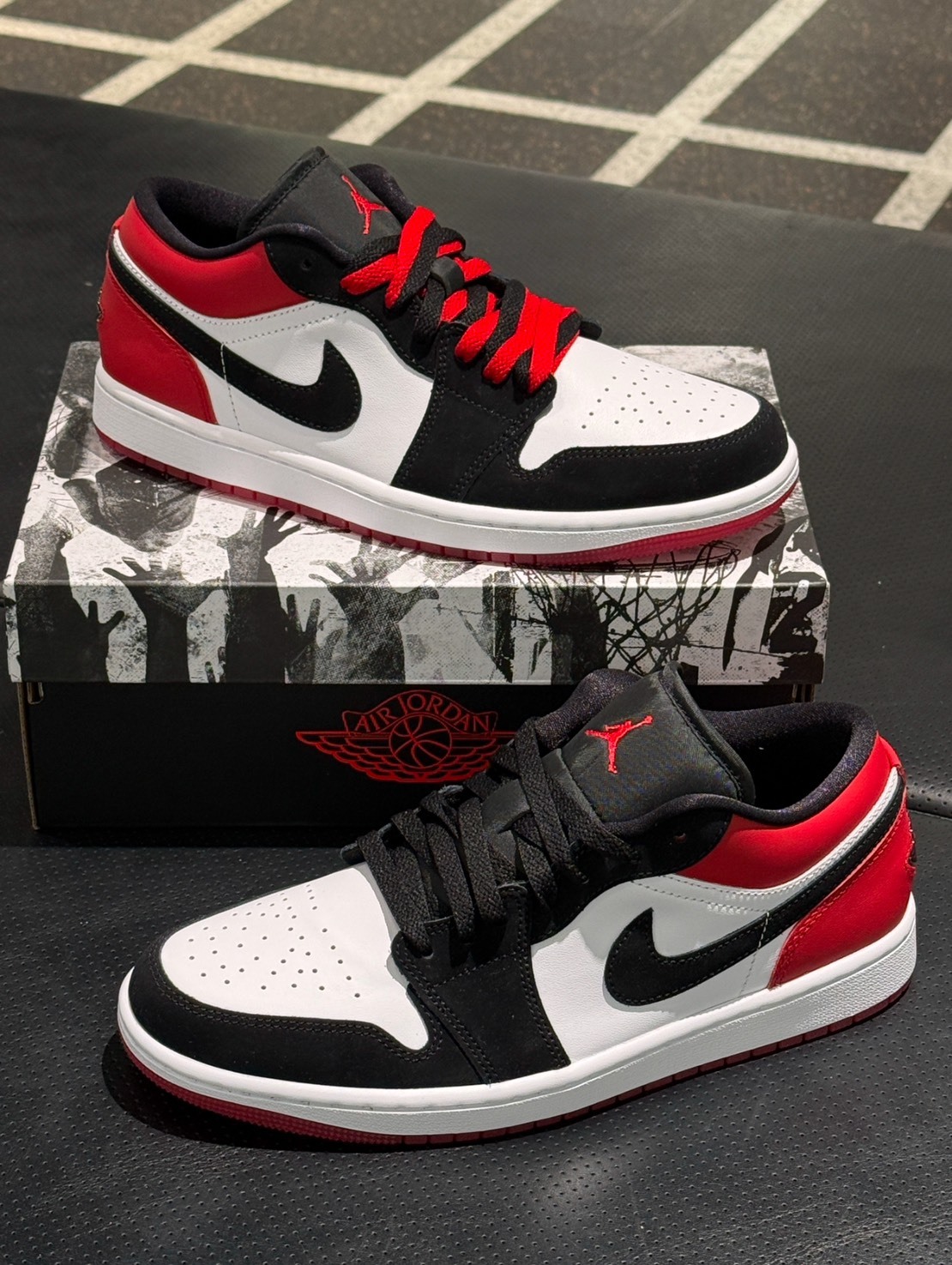 Nike Air Jordan 1 Low "Black Toe" AJ1 麂皮 黑紅頭 IB8971106