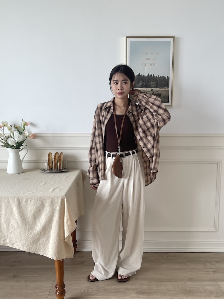 大家都驚豔的好看！皮帶燈芯絨長褲