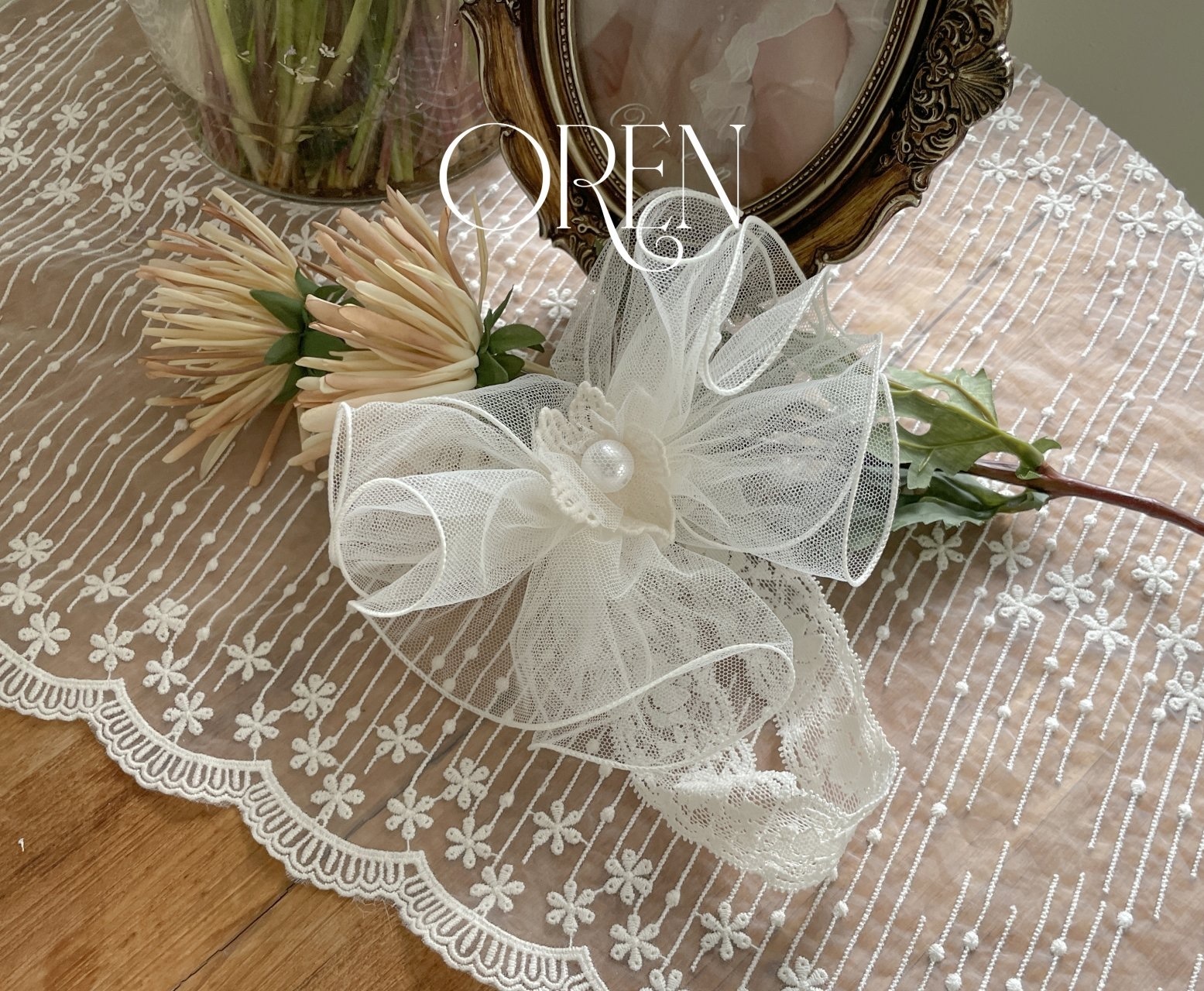 Oren Leah Round Ribbon Hairband