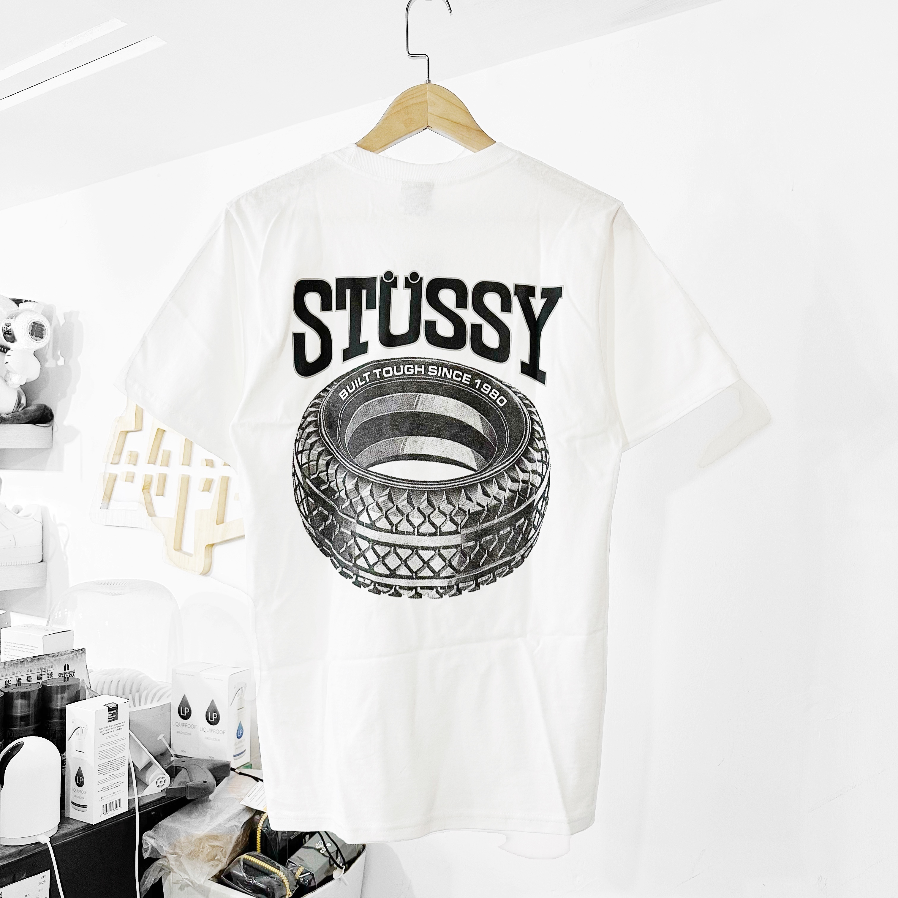 【STUSSY SP25'】Stussy Tough Tread Tee Tough Tread Tee – White | Tees | Stüssy
