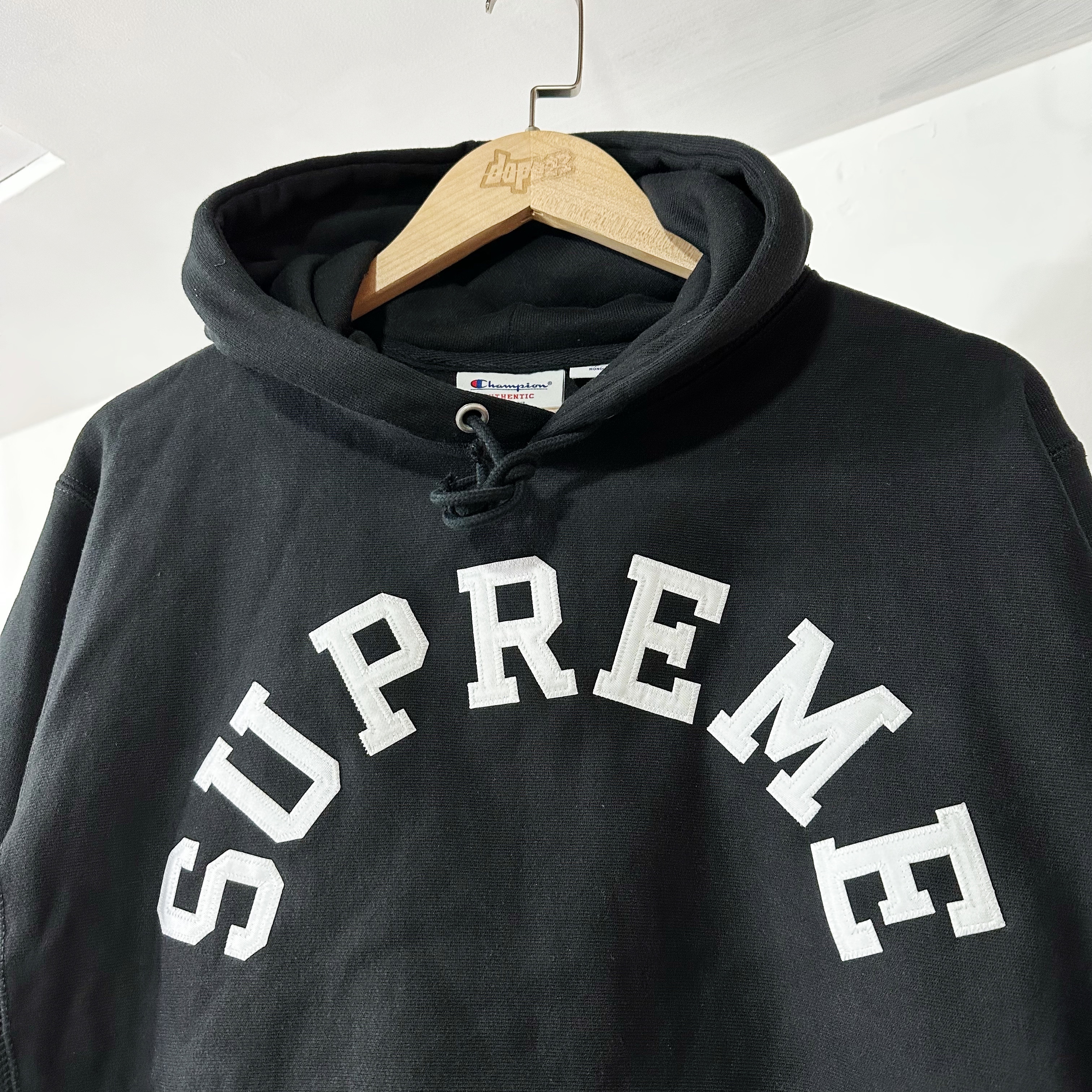 SUPREME SS25 CHAMPION® HOODED SWEATSHIRT BLACK