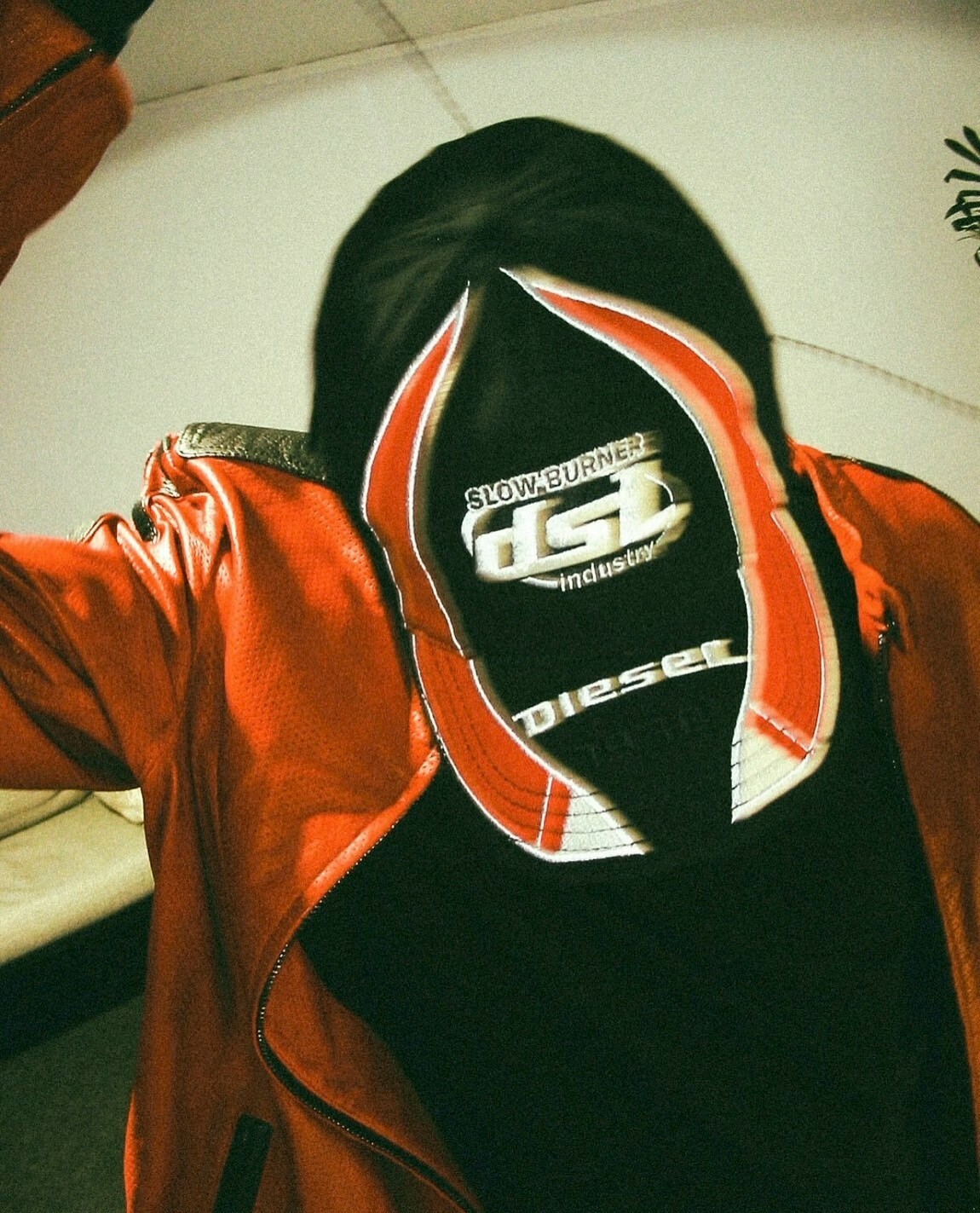 DIESEL 限定款 流線拼色刺繡Logo 黑紅賽車老帽