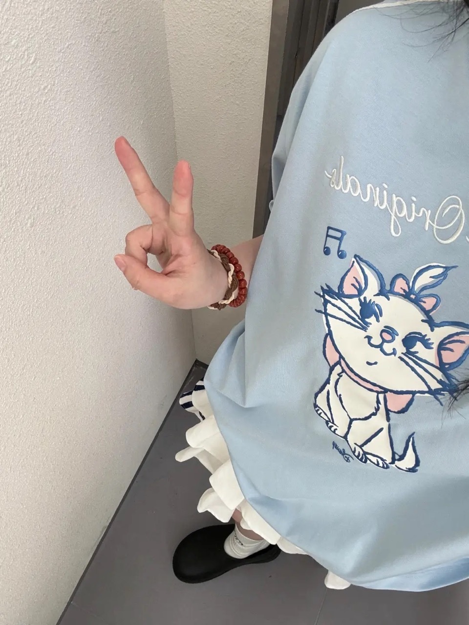 DISNEY 迪士尼 貓兒歷險記 X ADIDAS OVERSIZED 短T 短袖 三線 女款 瑪麗貓 寶寶藍 KC3098 白色 KC3099 / 預購