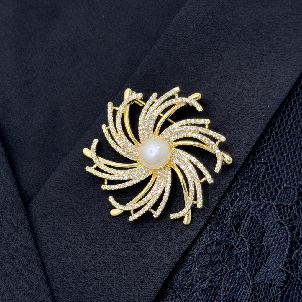 流光旋舞珍珠胸針