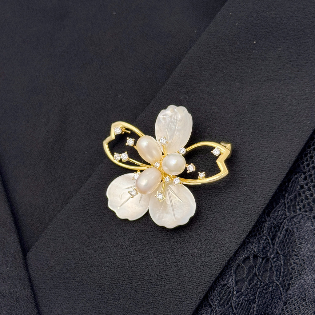 珍珠櫻語胸針