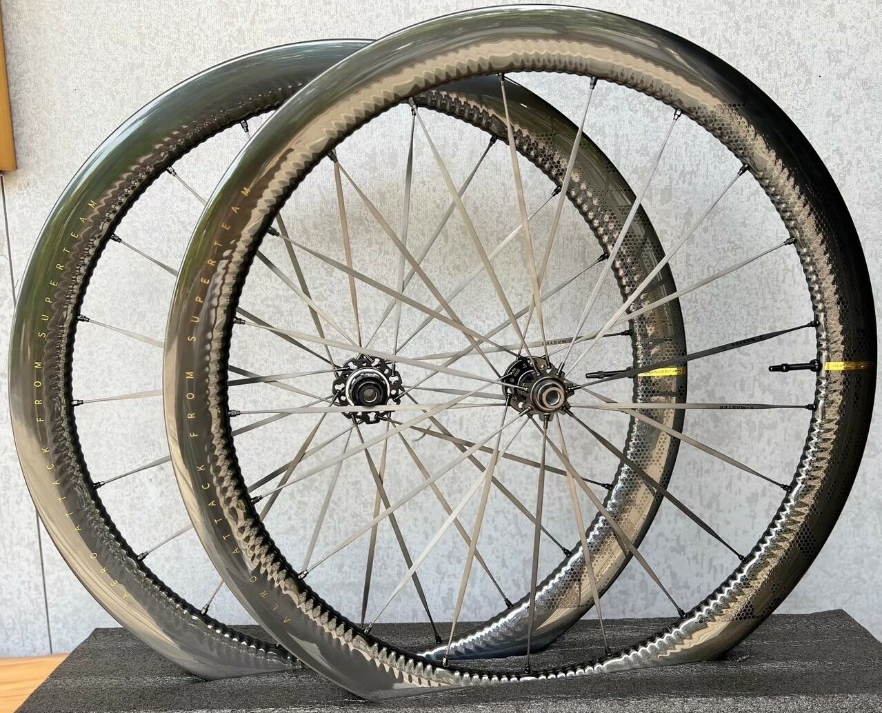 SUPER TEAM EVO 45 DISC 波浪框 碟煞碳纖輪組