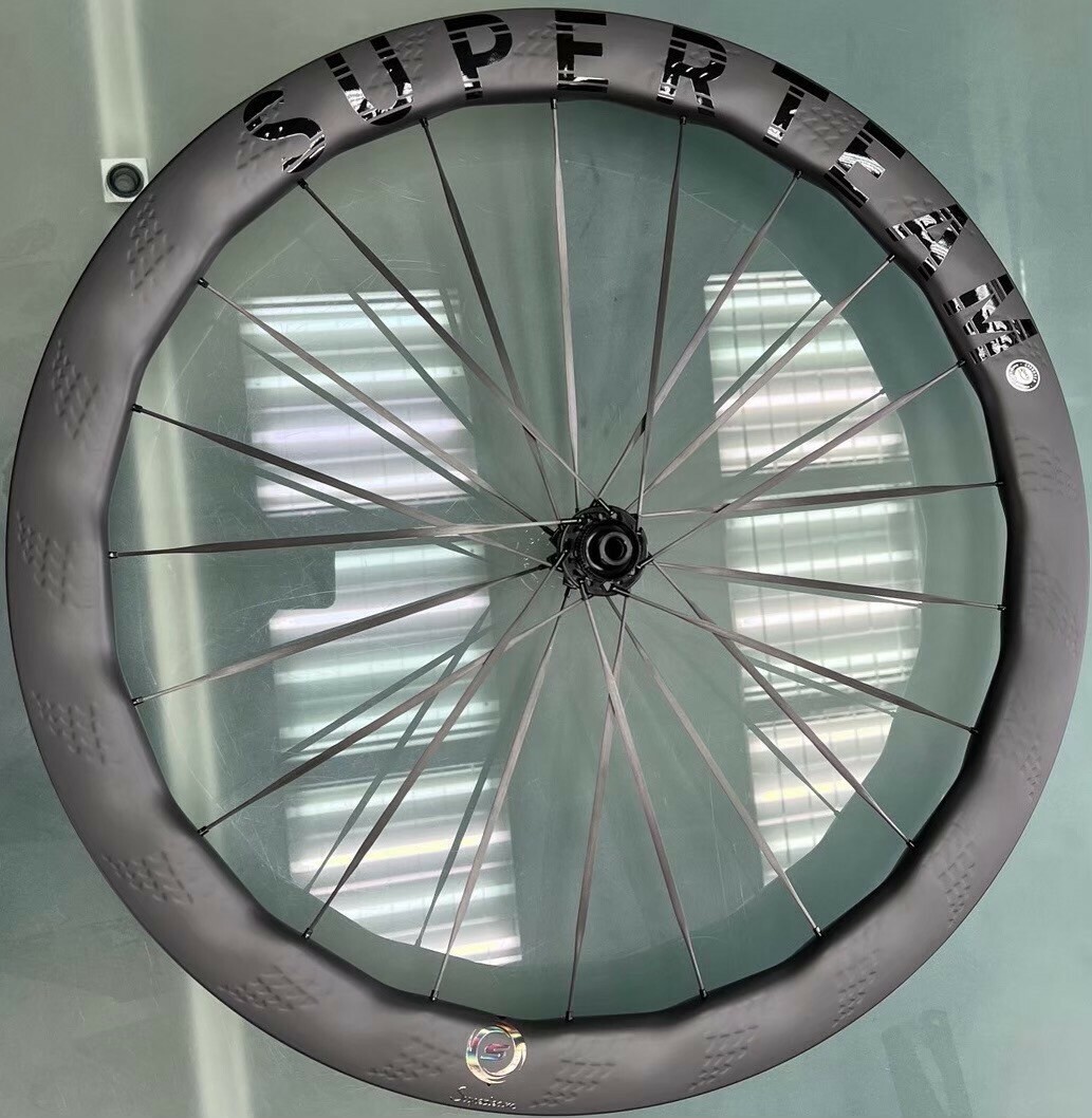 SUPER TEAM CERAMIC 48/50  碟煞碳纖波浪框