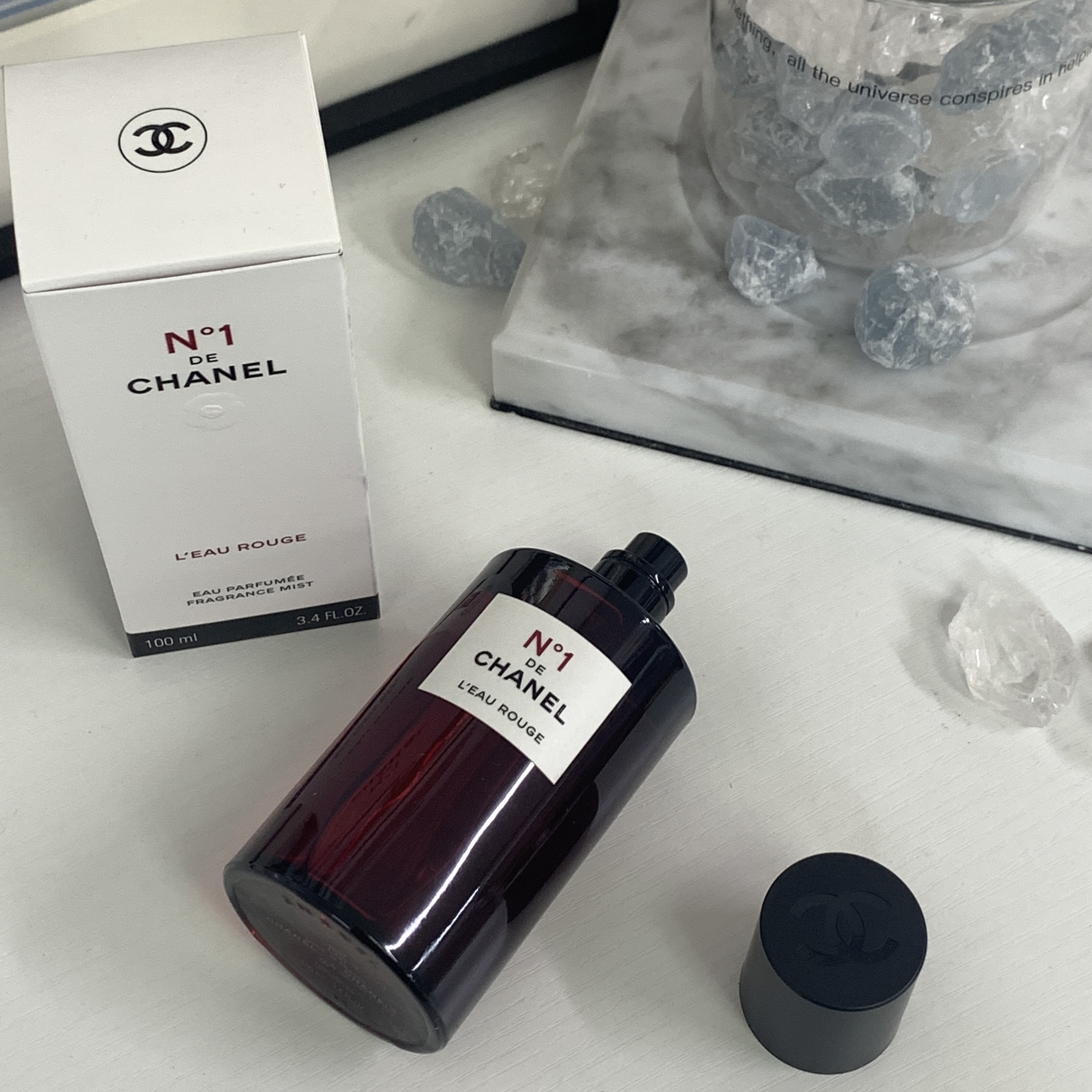 Chanel - N°1 de Chanel L’eau Rouge Revitalising Fragrance Mist 一號紅山茶花香氛噴霧 100ML