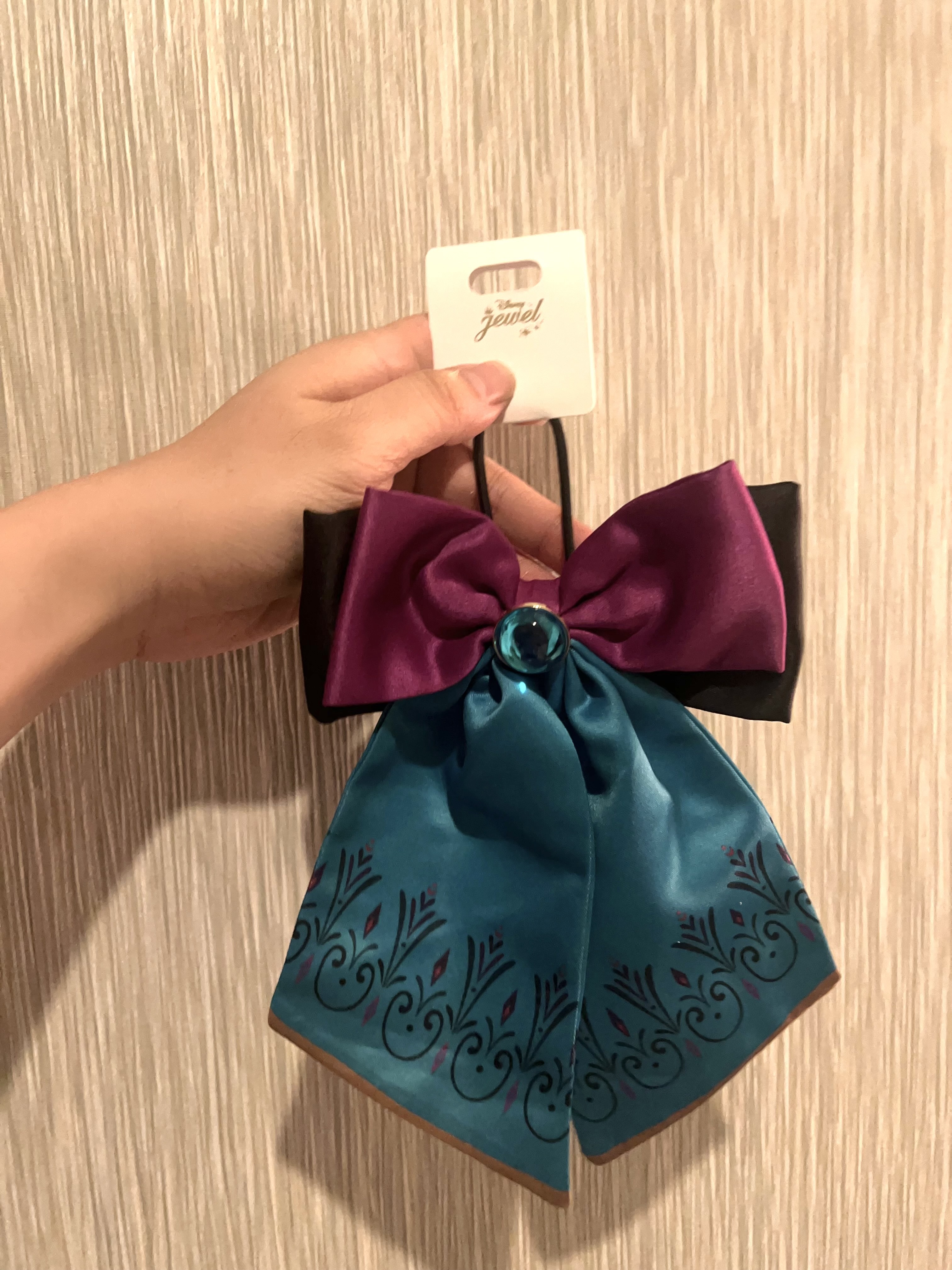 現貨 日本🇯🇵特別版 Elsa Anna 橡根髪圈 $179